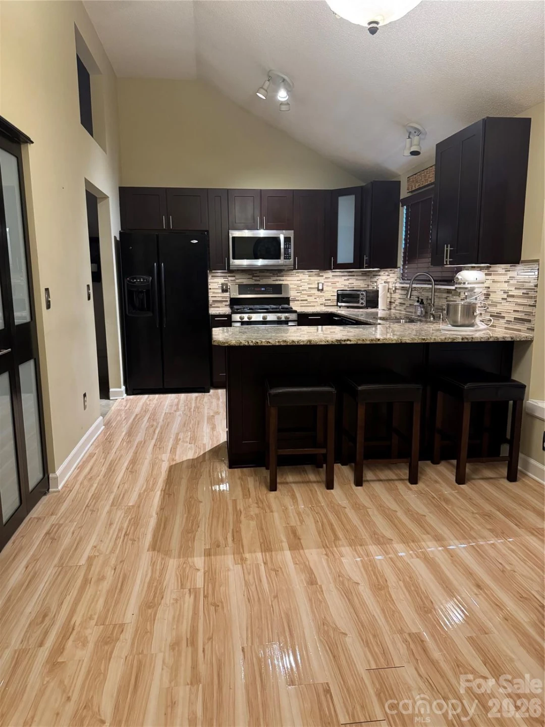 529 Lisa Carol Drive - Photo 3