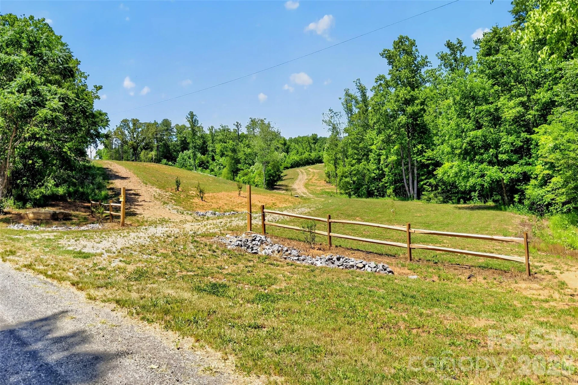 272 Randolph Drive - Photo 2
