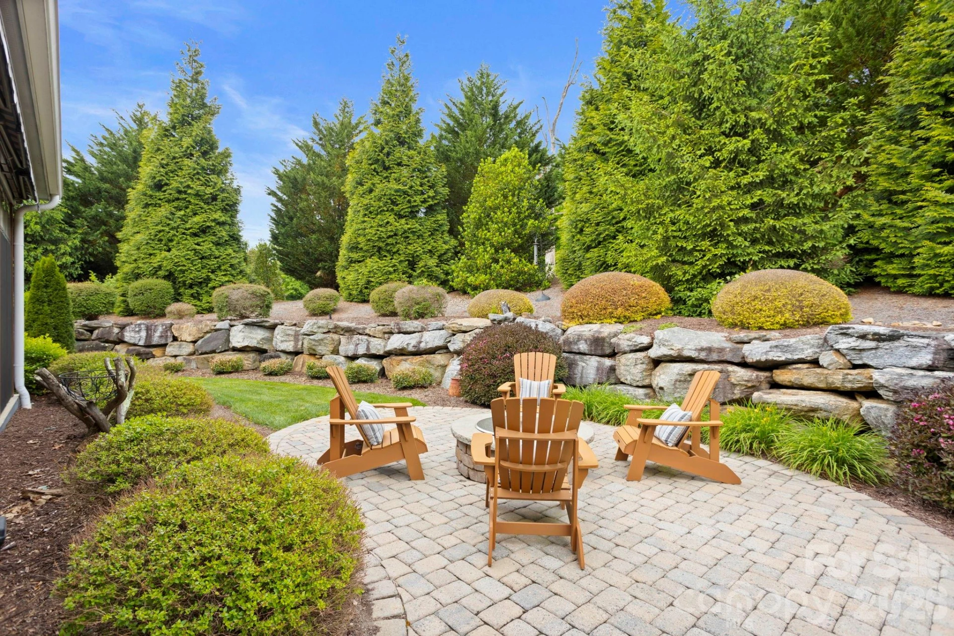 390 Shipman Parkway - Photo 37