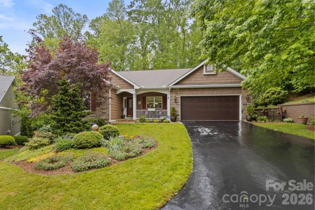69 Old Pasture Way, Hendersonville, NC, 28739