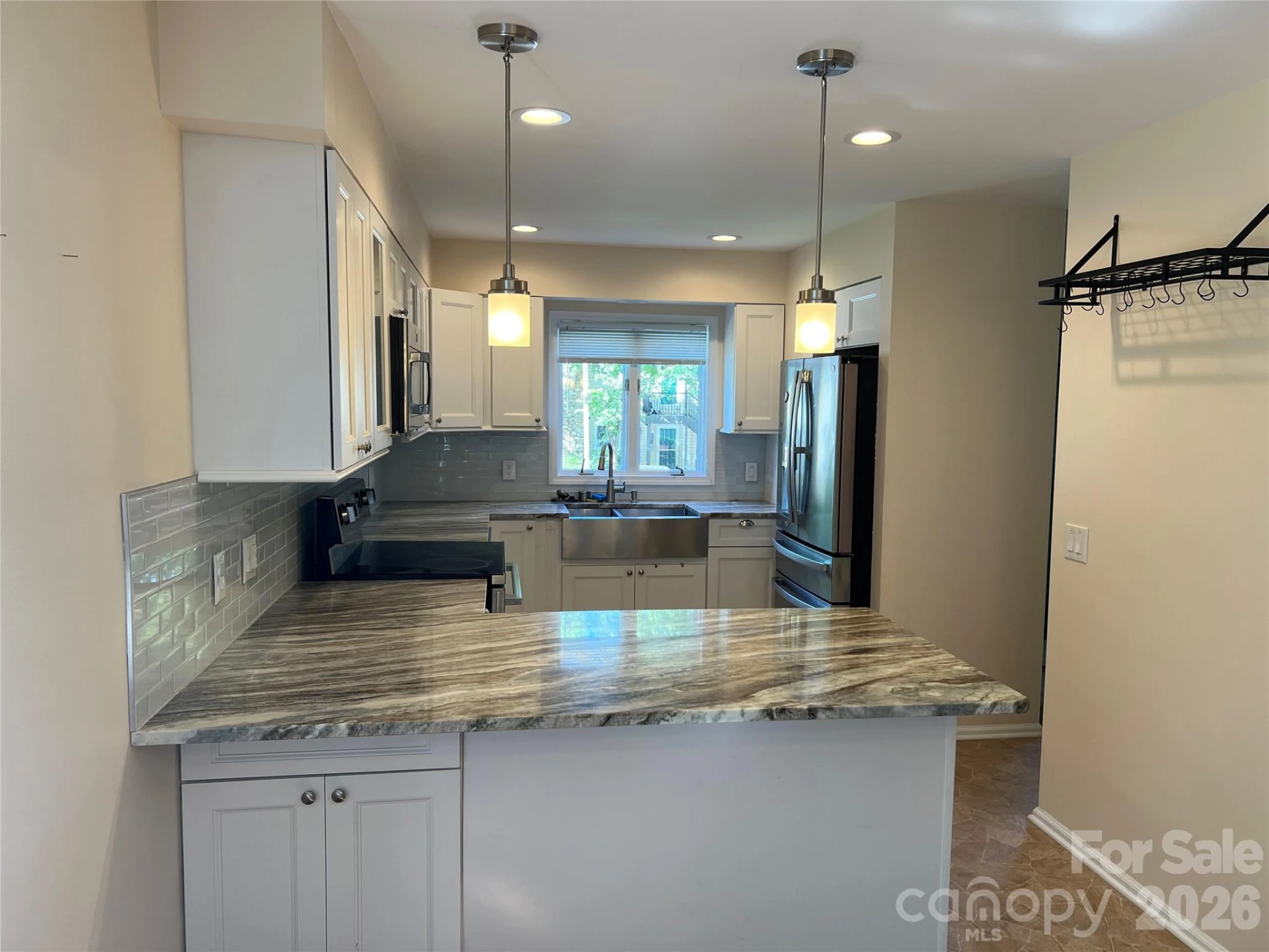 610 Britton Creek Drive - Photo 4