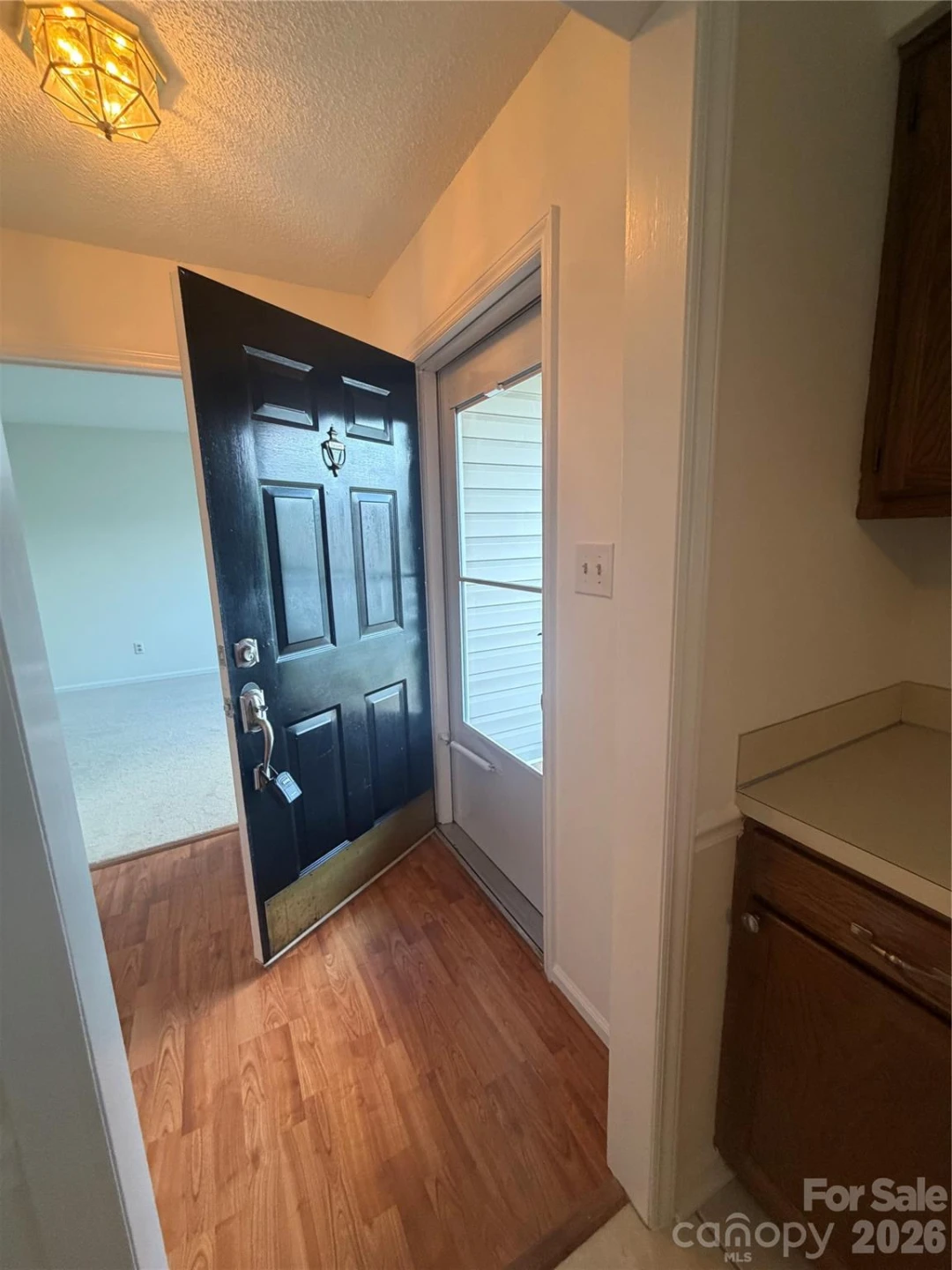 10910 Winterbourne Court - Photo 2