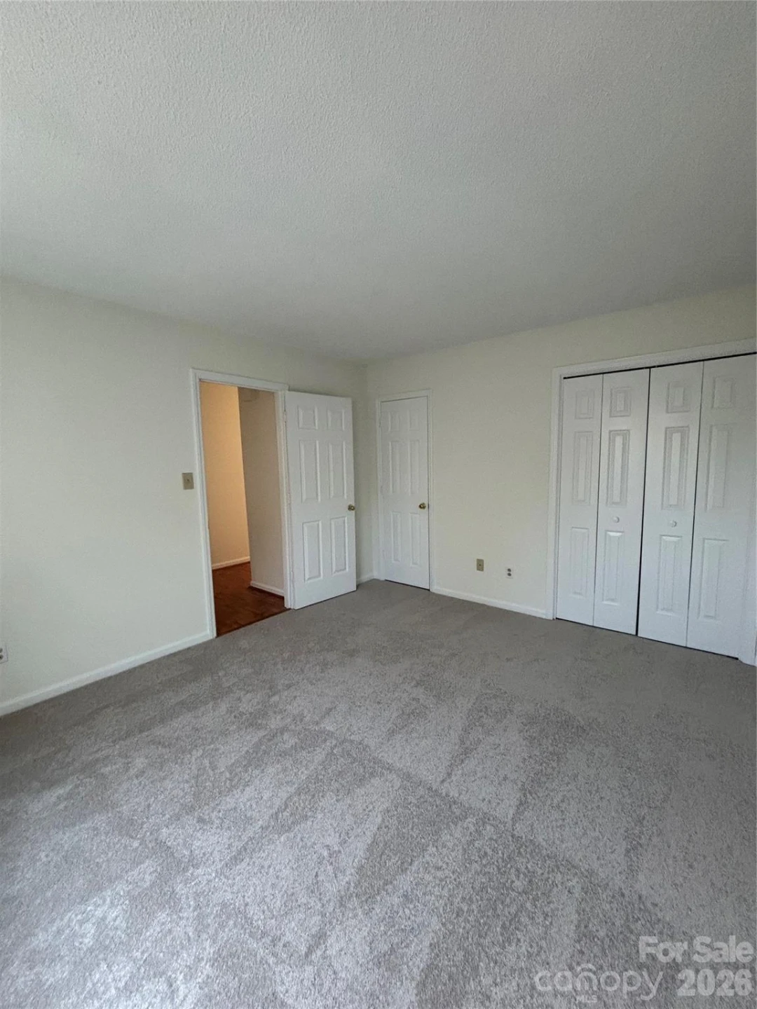 10910 Winterbourne Court - Photo 11