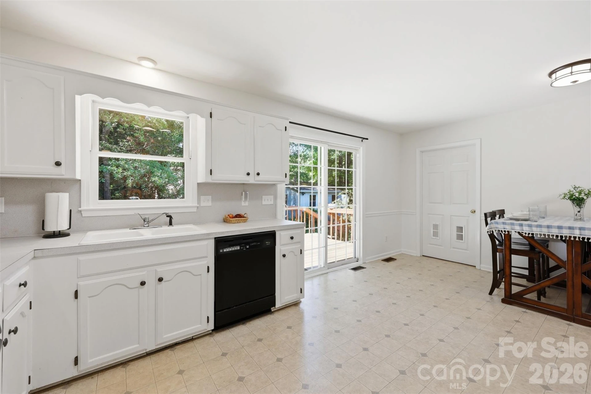 913 Pleasant Ridge Road - Photo 12