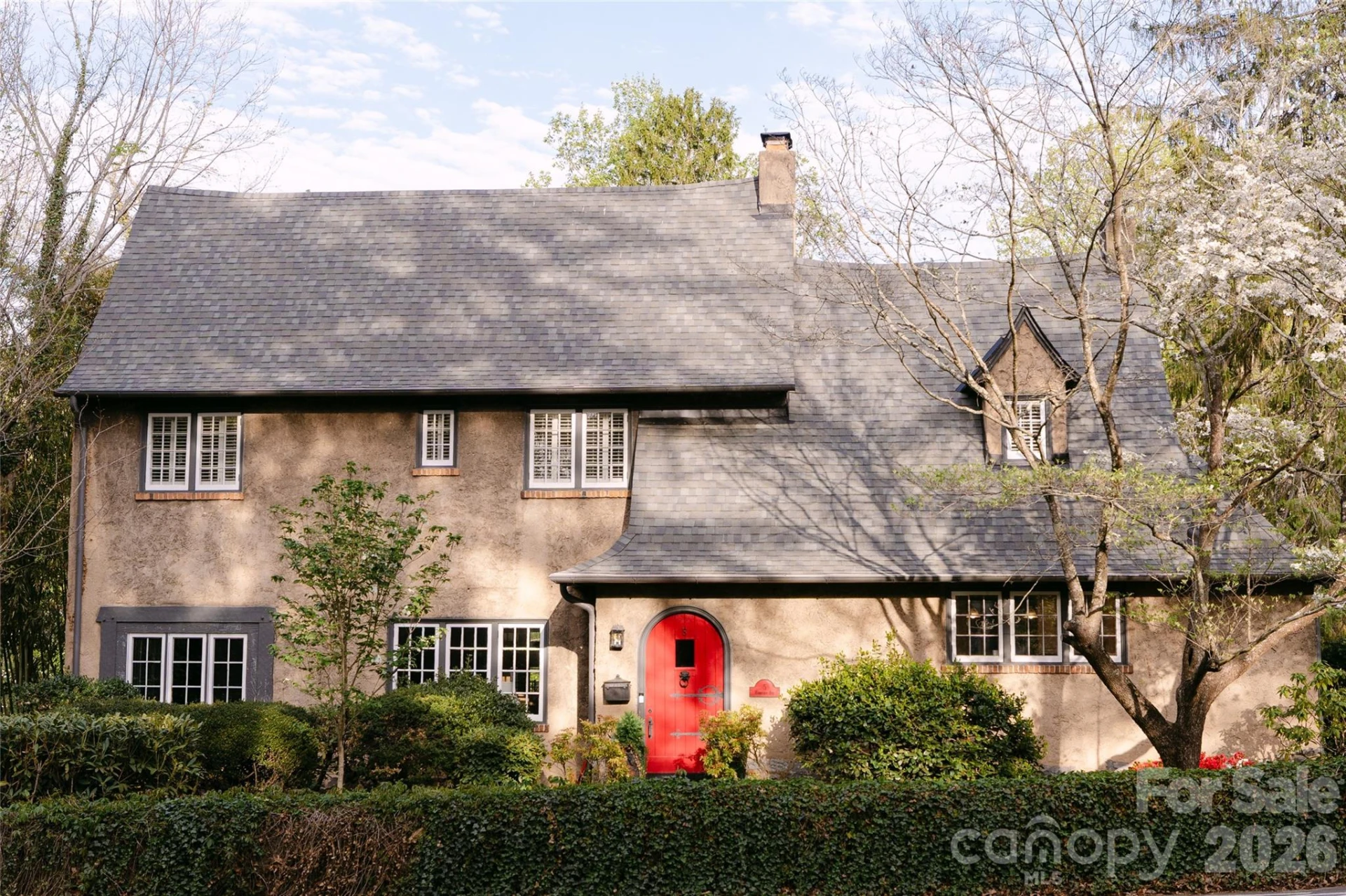 5 Kimberly Avenue