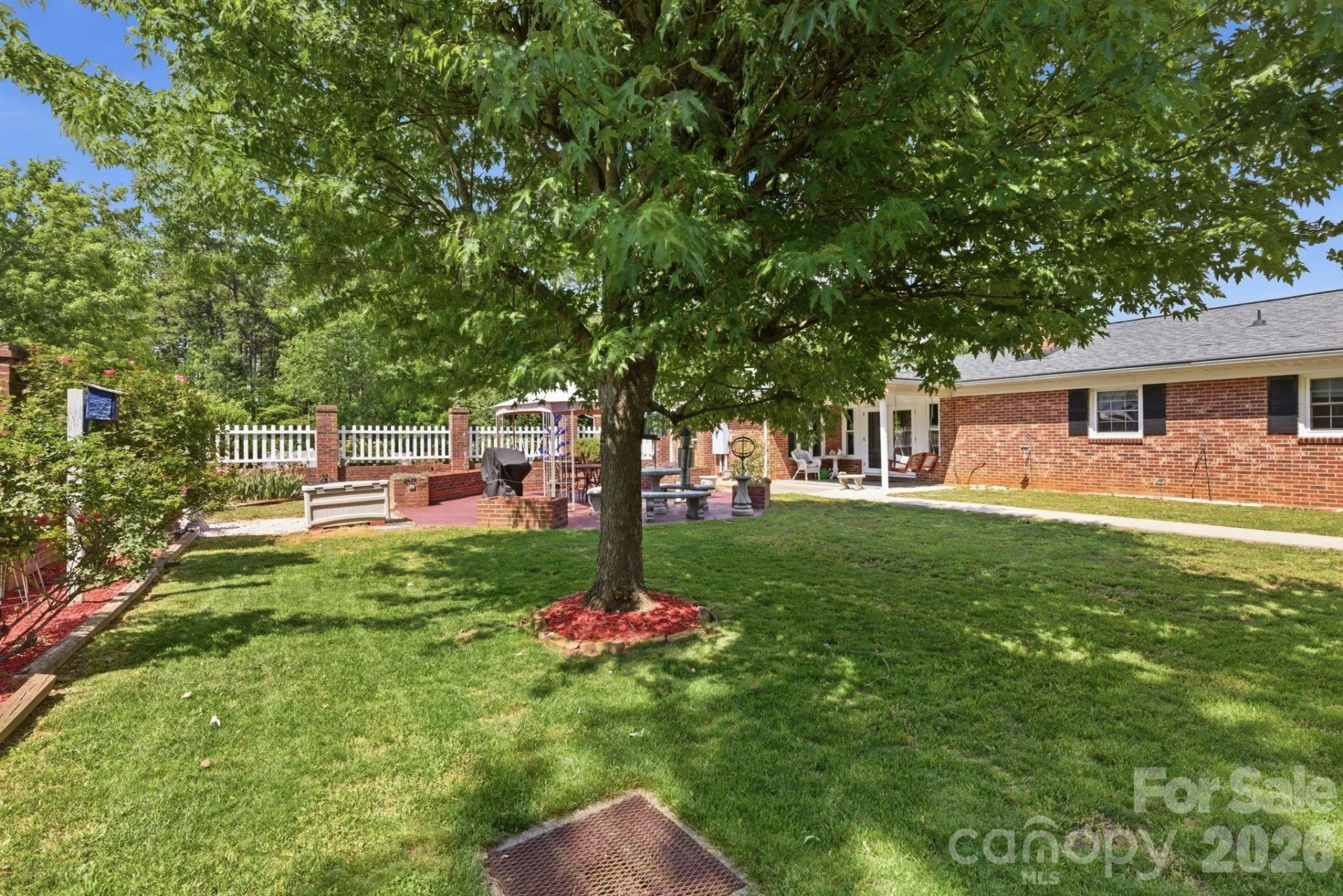 912 Briggs Street - Photo 29