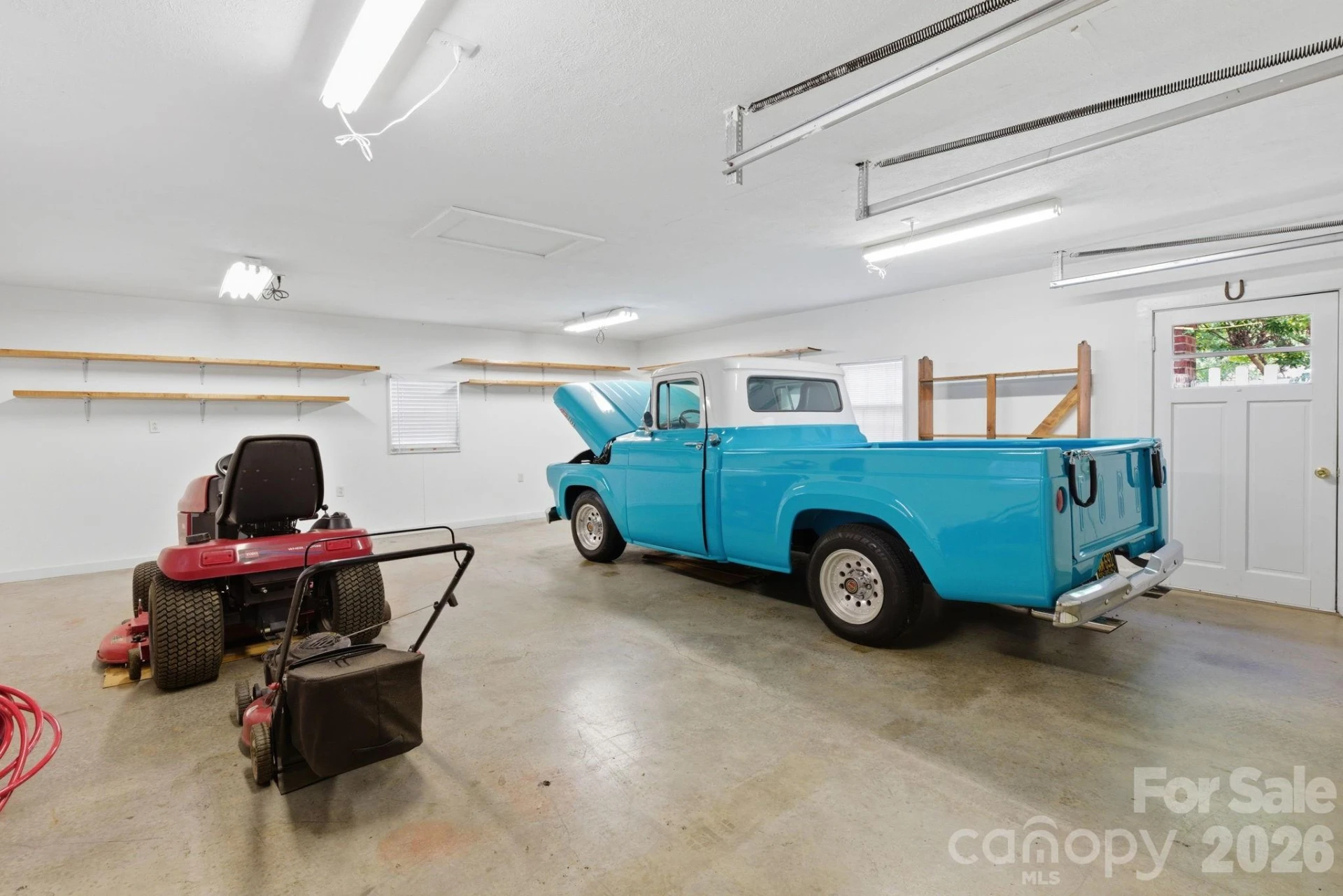912 Briggs Street - Photo 32