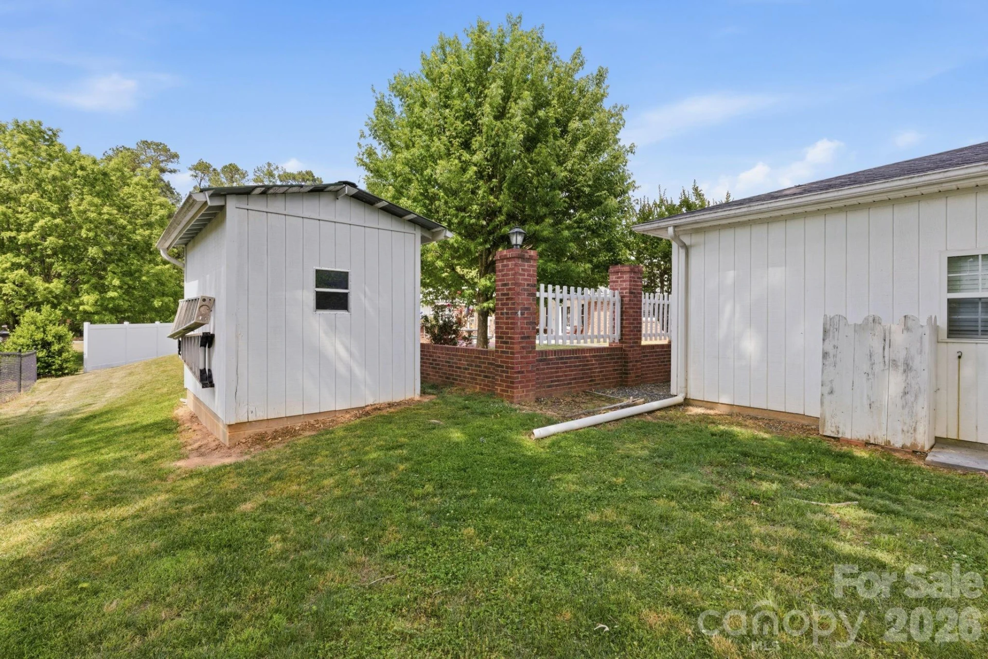912 Briggs Street - Photo 33