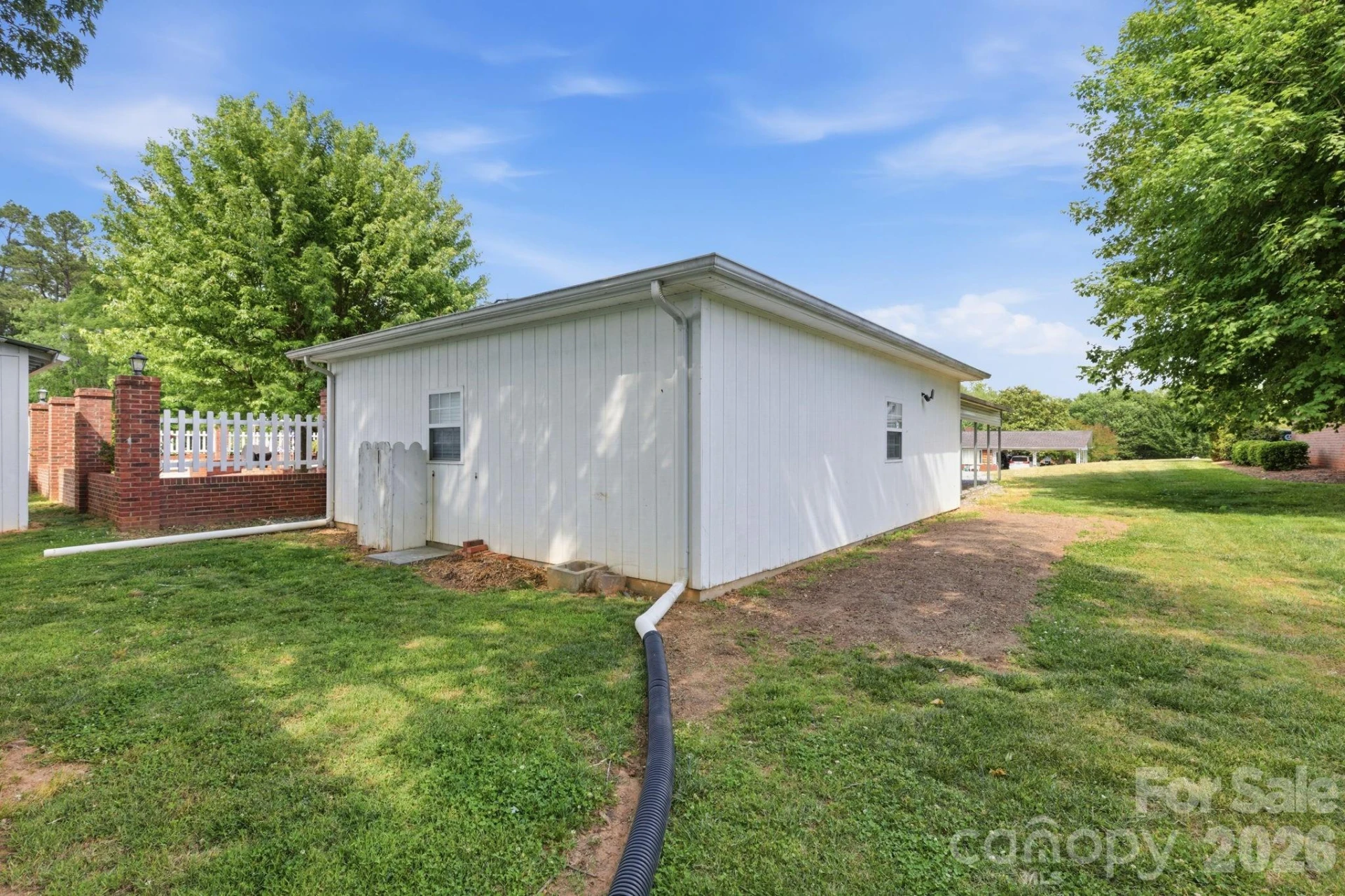 912 Briggs Street - Photo 34