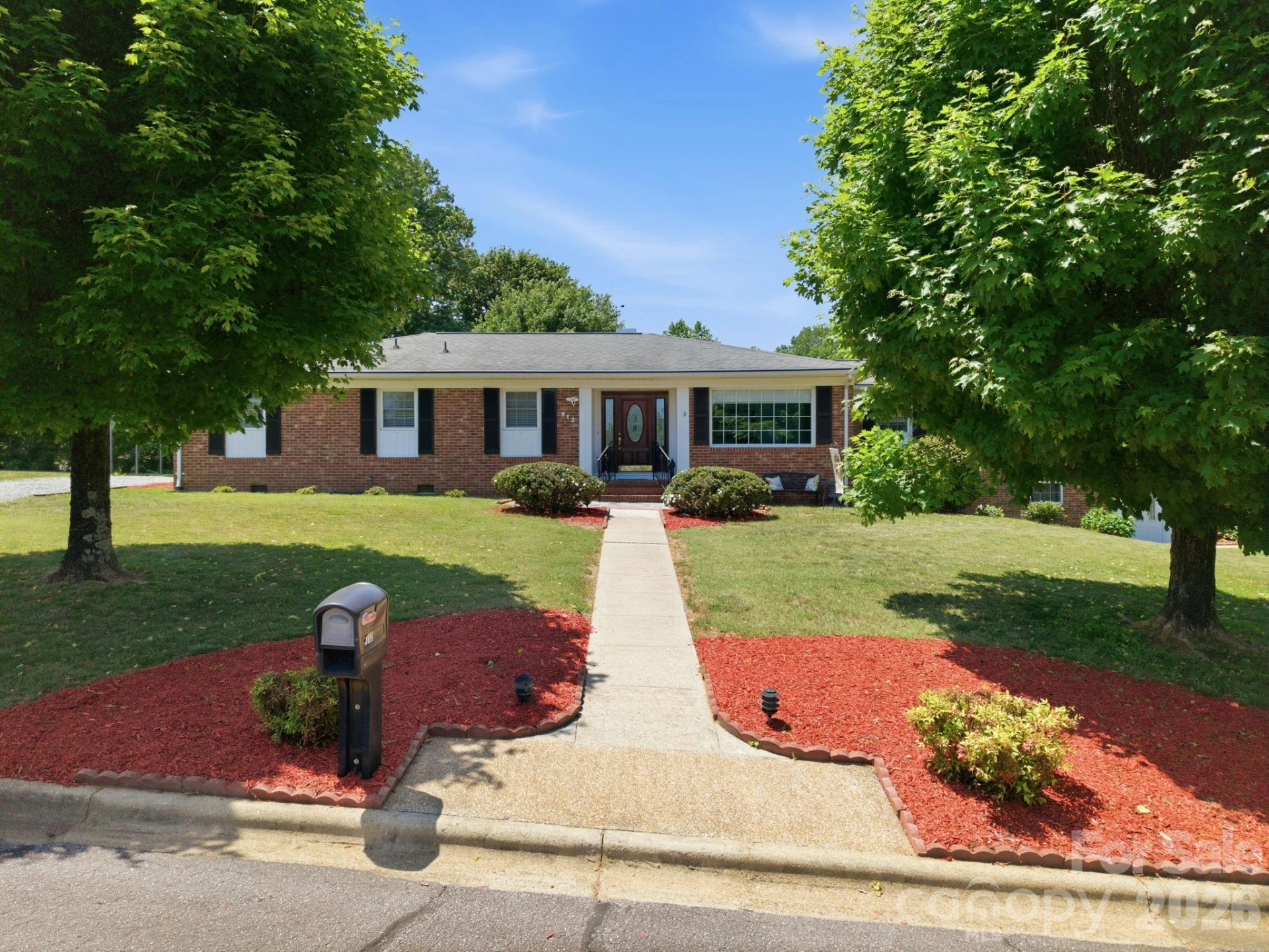 912 Briggs Street - Photo 37