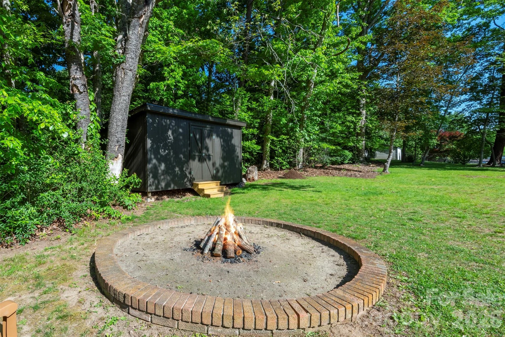 34 Goldmont Street - Photo 35