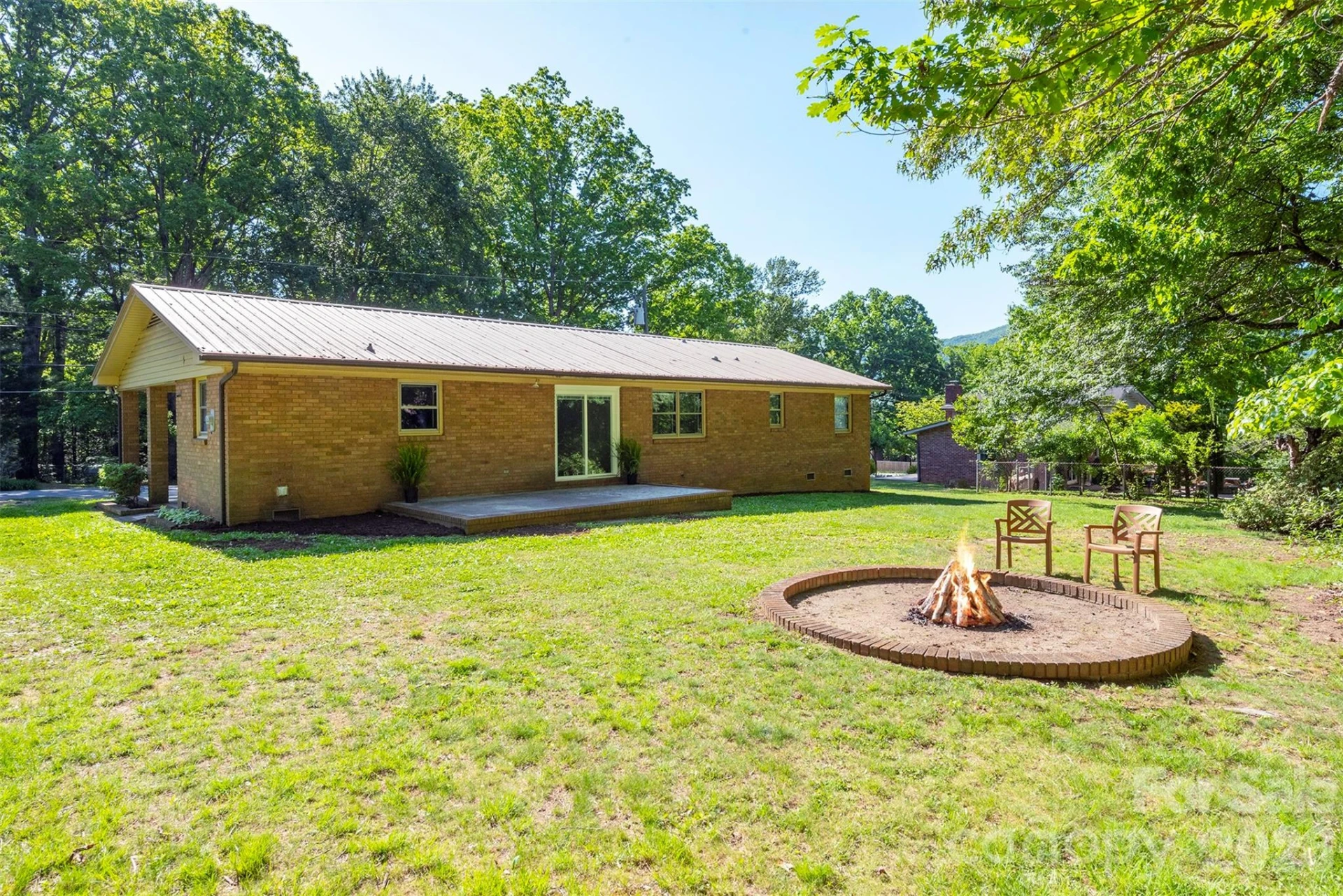 34 Goldmont Street - Photo 36