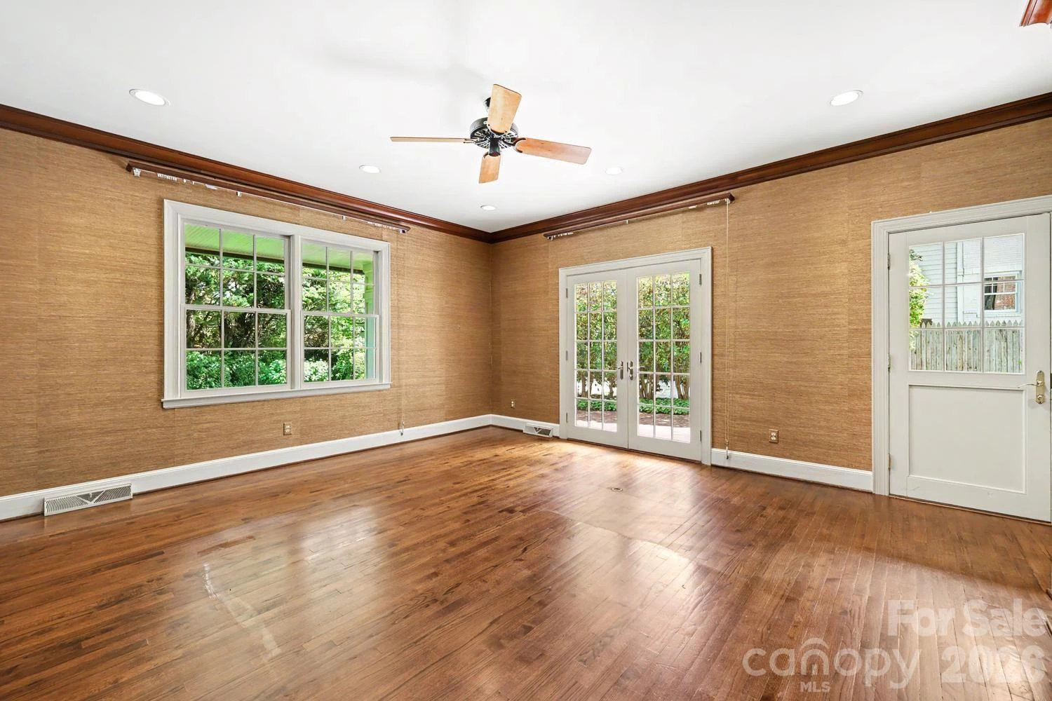 1527 Stanford Place - Photo 22