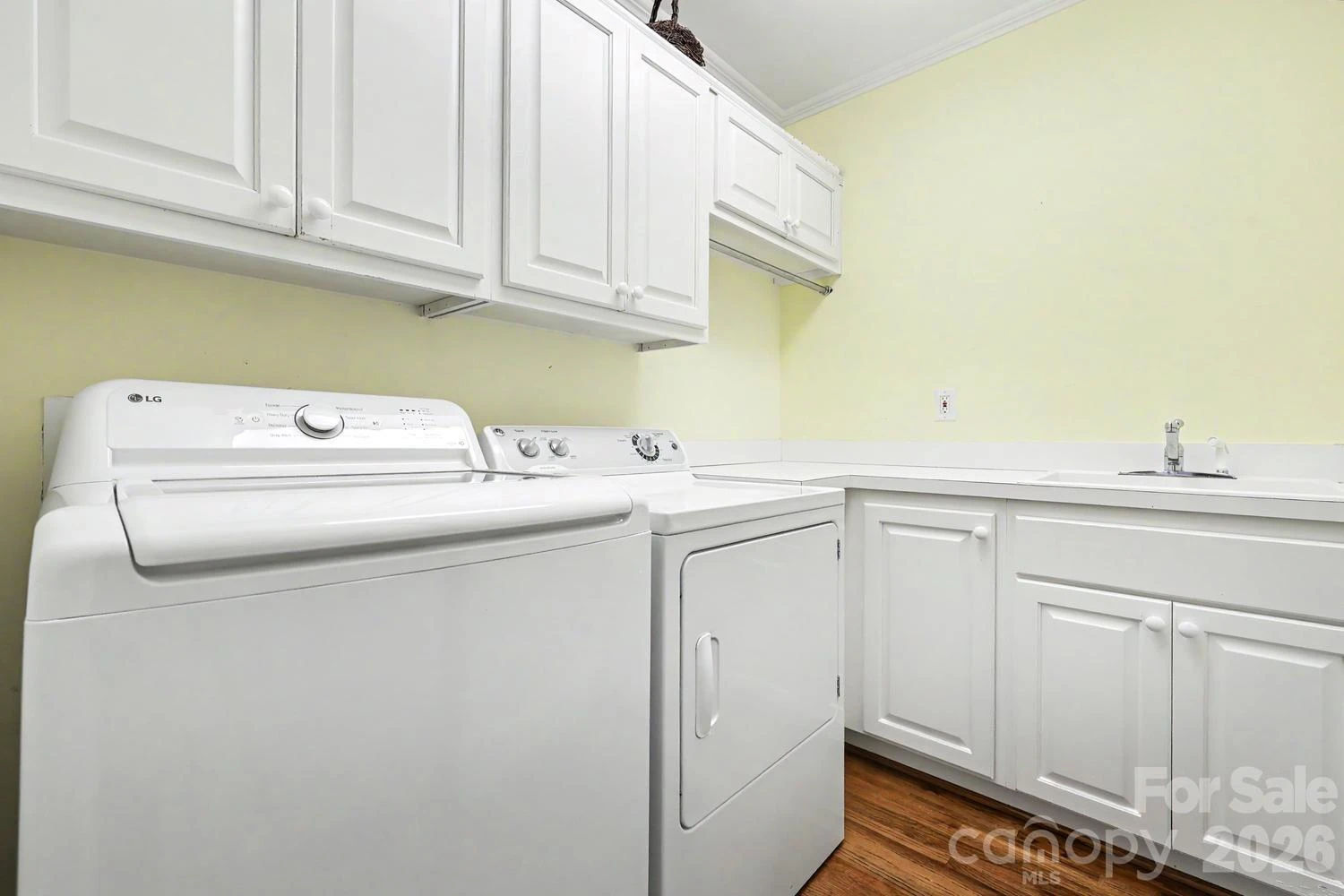 1527 Stanford Place - Photo 37