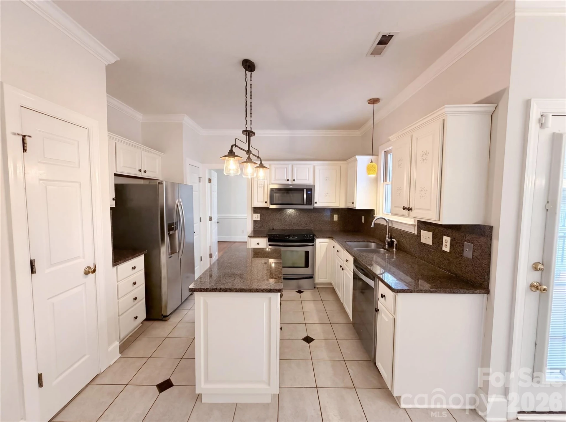 7906 Elphin Court - Photo 2