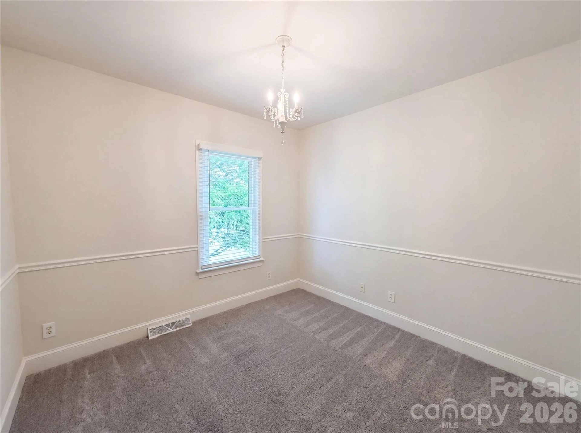 7906 Elphin Court - Photo 16