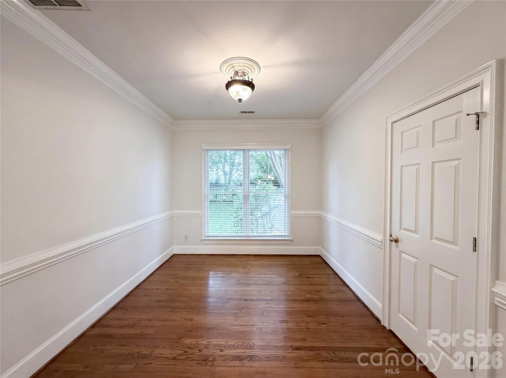 7906 Elphin Court - Photo 7