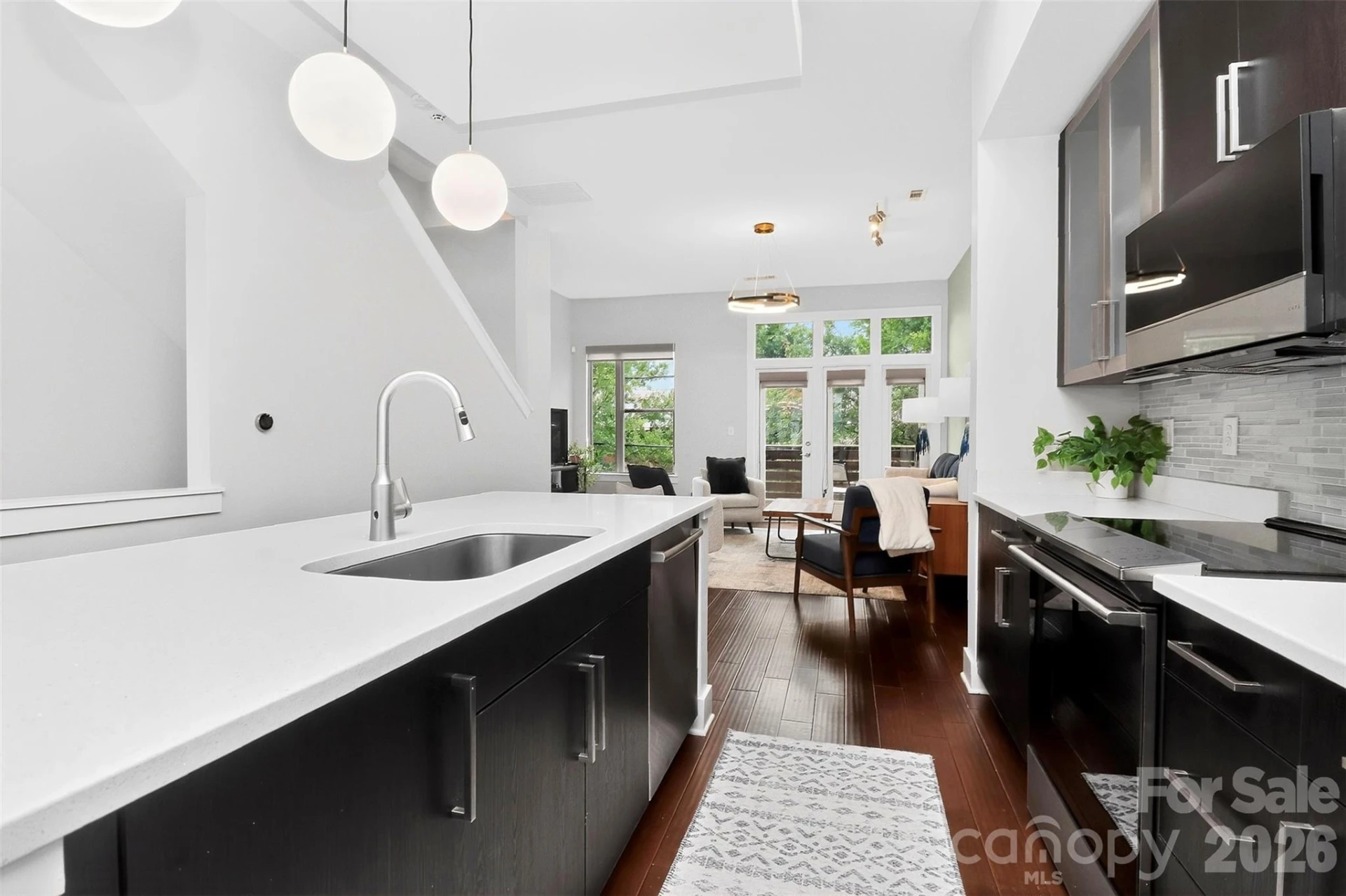 231 Doggett Street - Photo 15