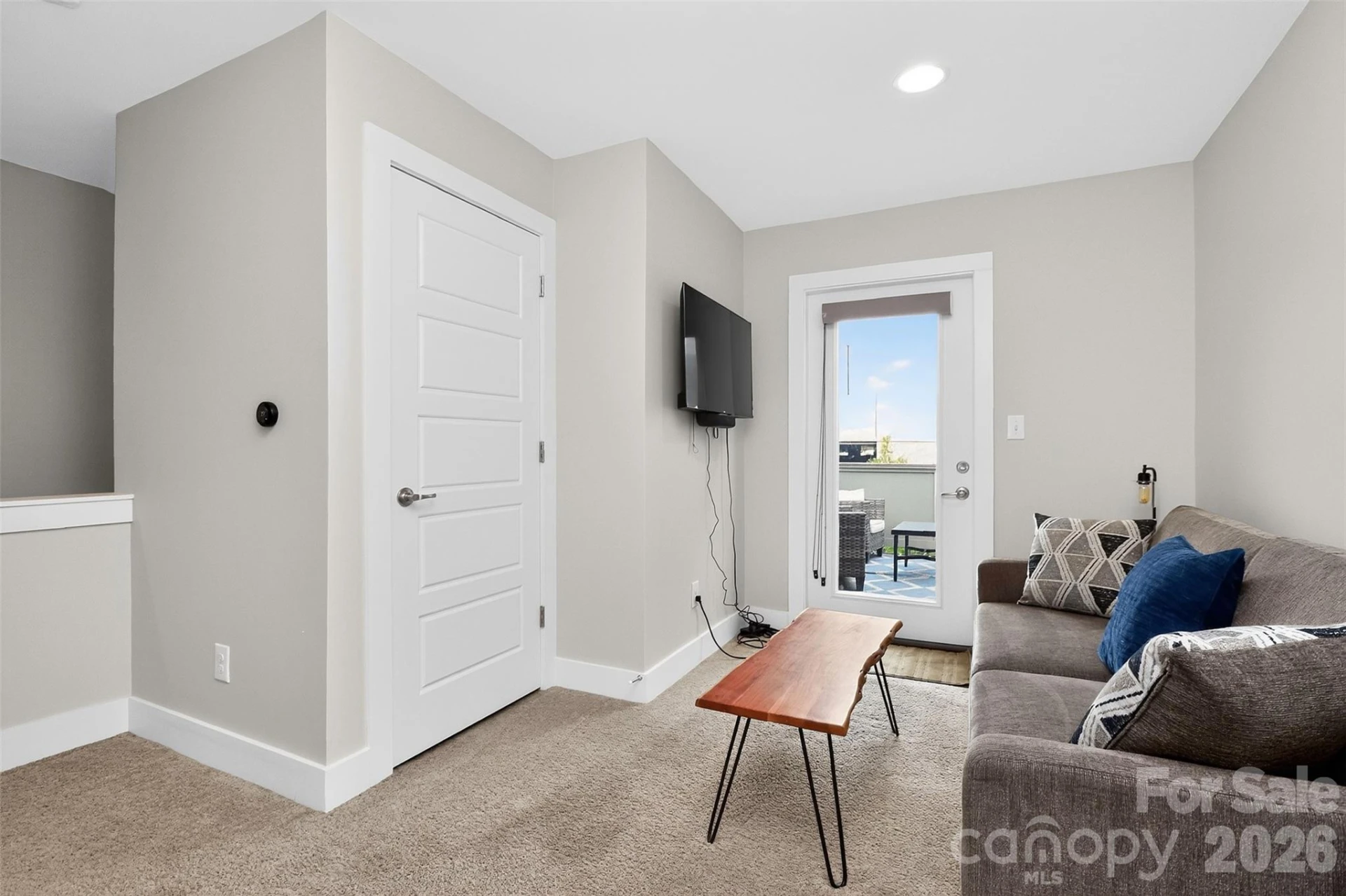 231 Doggett Street - Photo 32