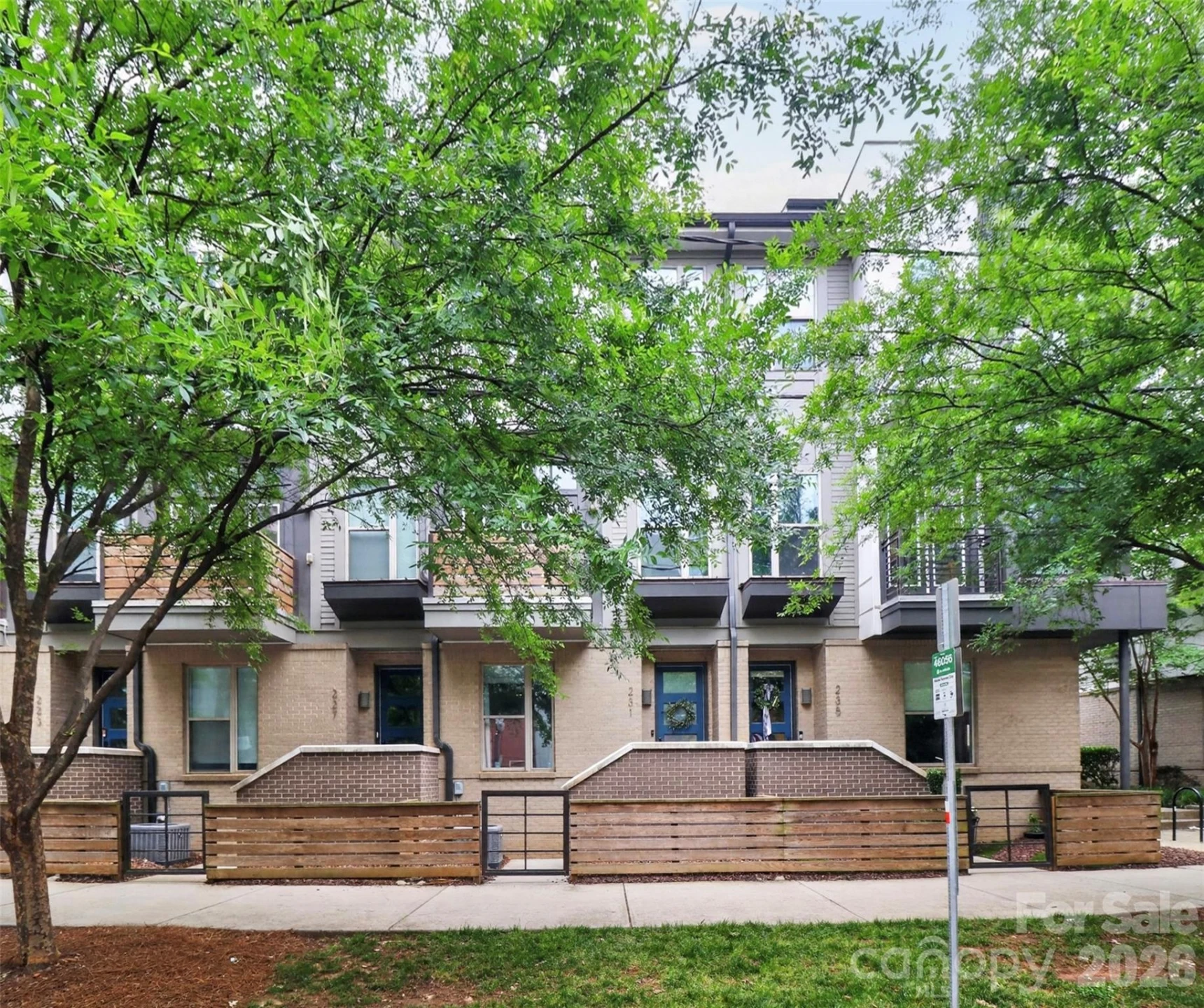 231 Doggett Street - Photo 45