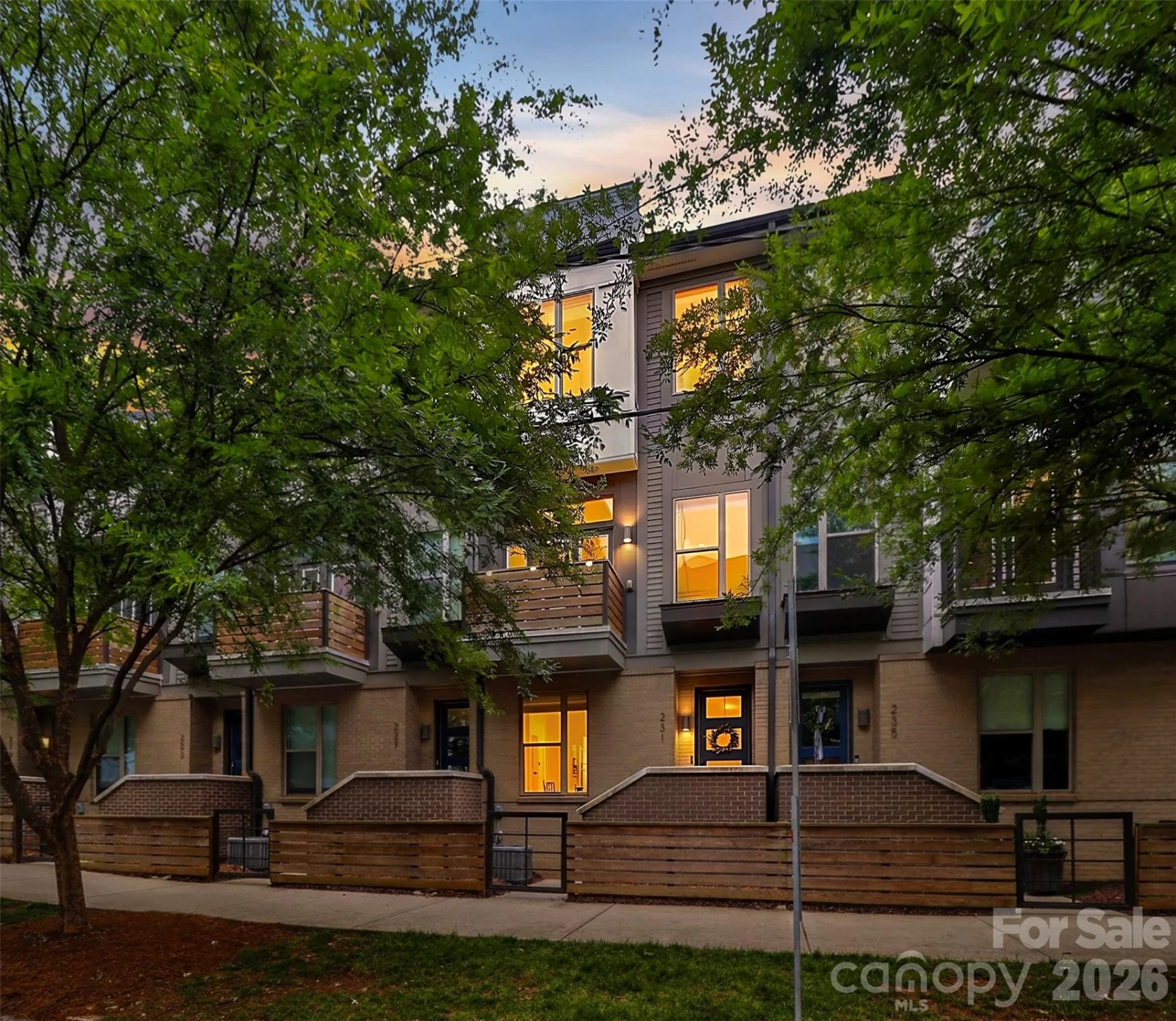 231 Doggett Street - Photo 47