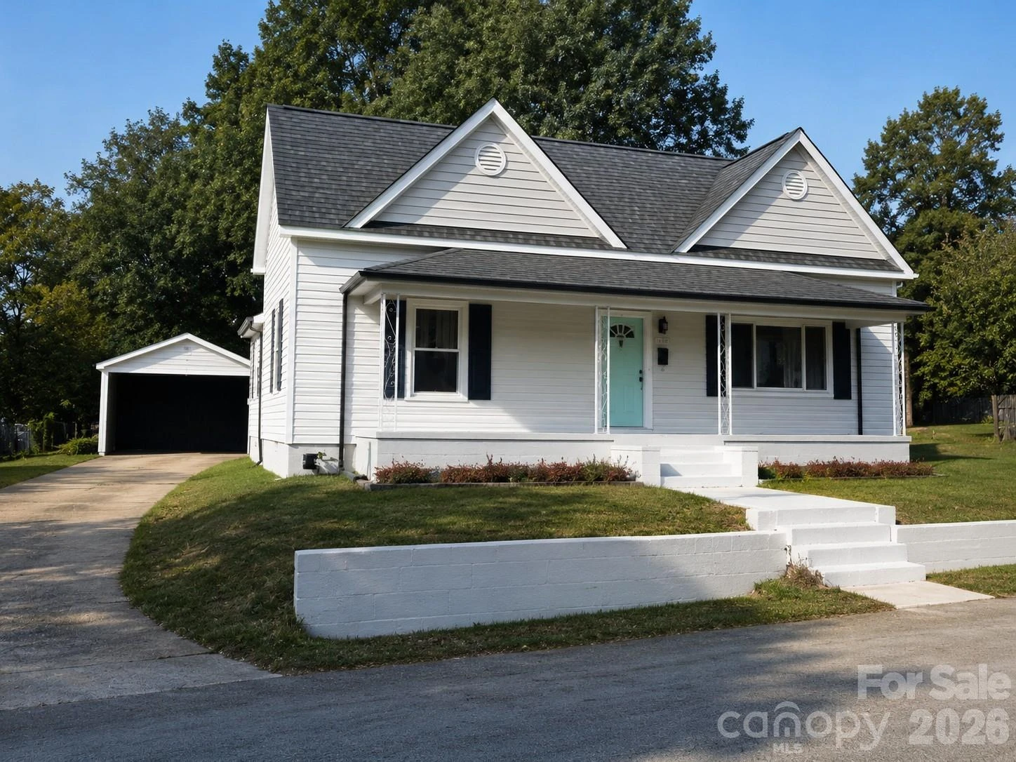 383 Catawba Avenue
