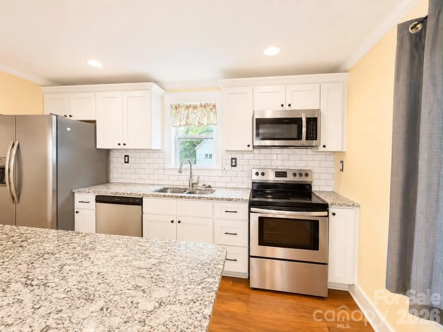 383 Catawba Avenue - Photo 8