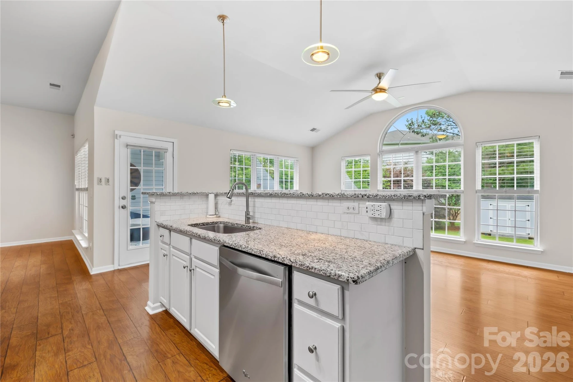 124 Huckleberry Lane - Photo 8