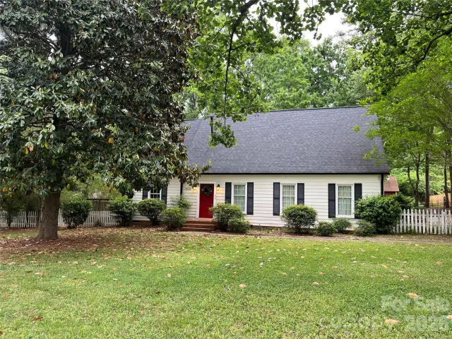 14132 Honeysuckle Ridge Drive, Matthews, NC, 28105