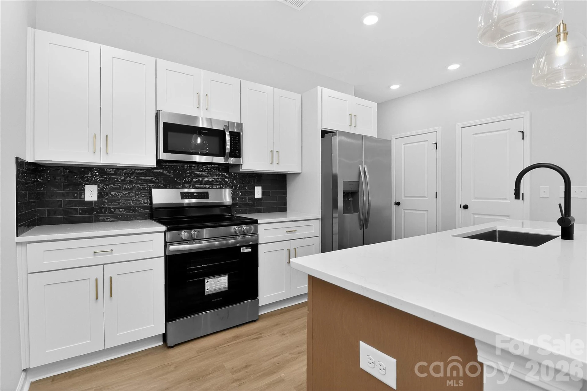337 Hoskins Road - Photo 10