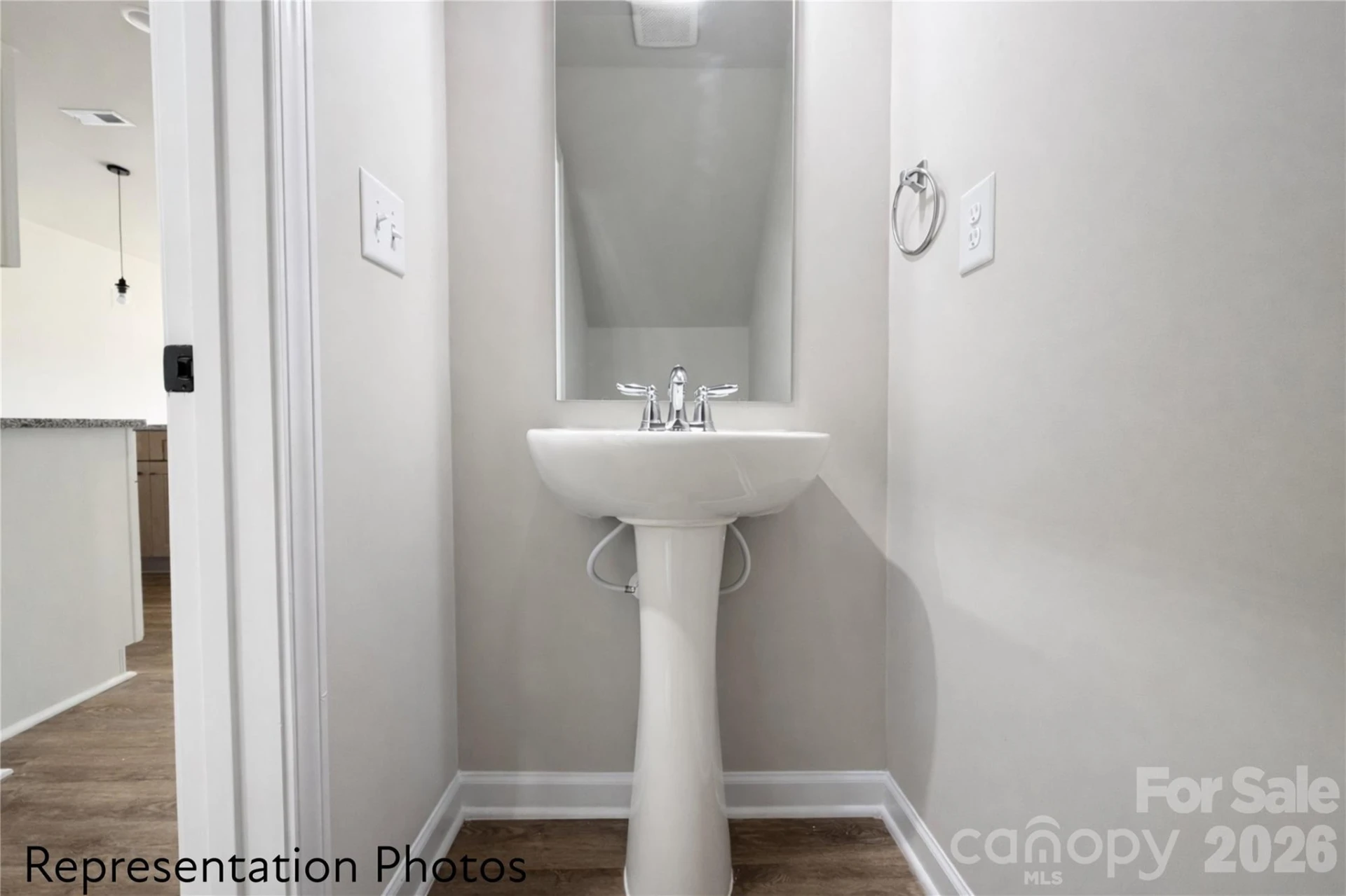 5953 Wallace Avenue - Photo 10