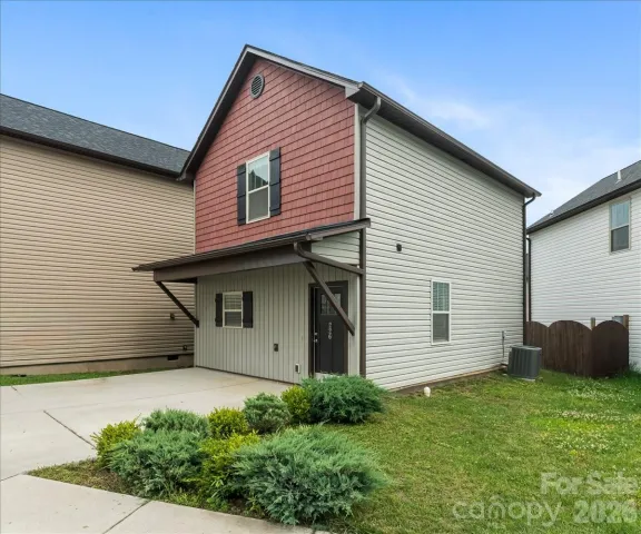 226 Cardwell Lane, Fletcher, NC, 28732