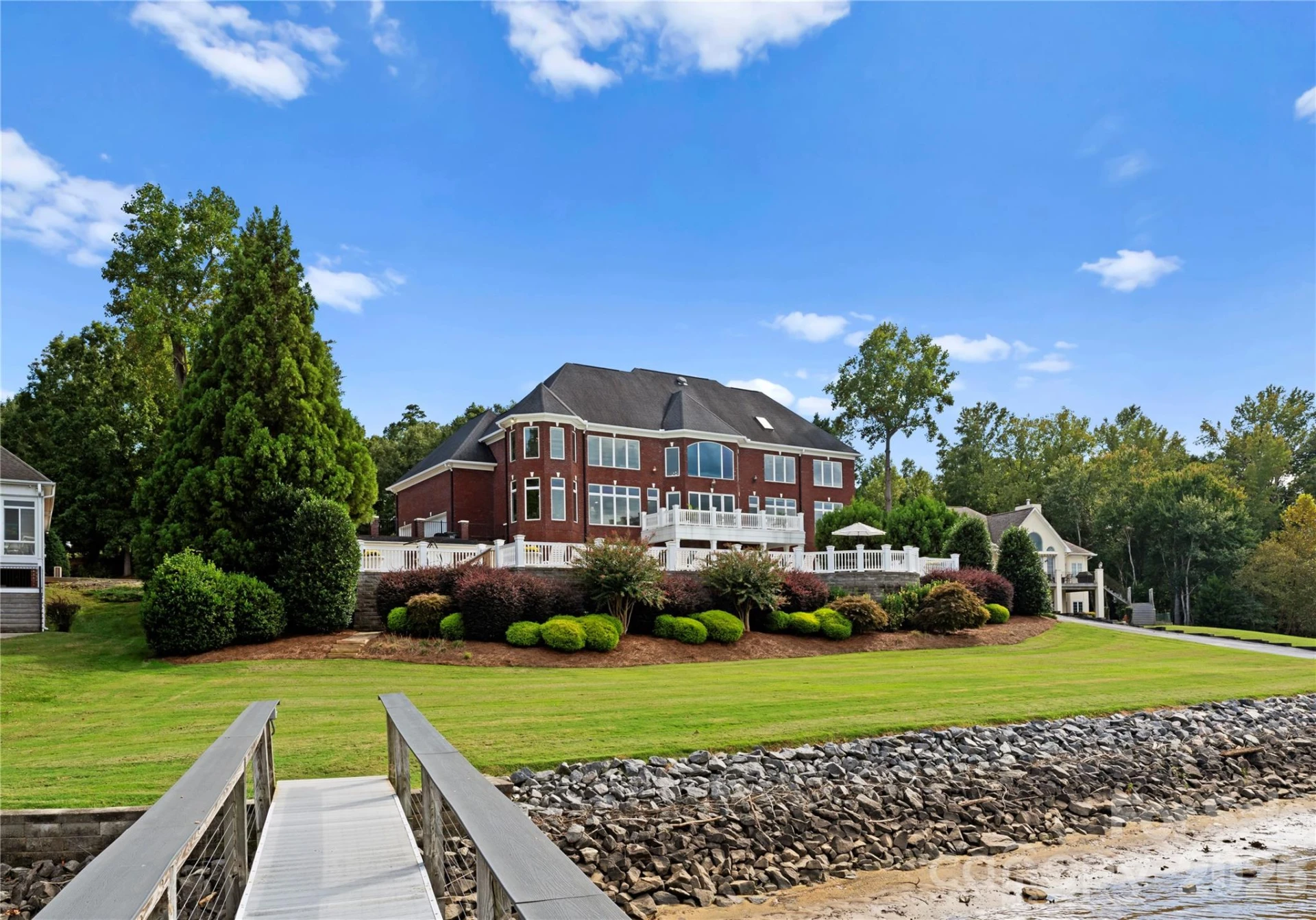 249 Blue Heron Drive - Photo 2