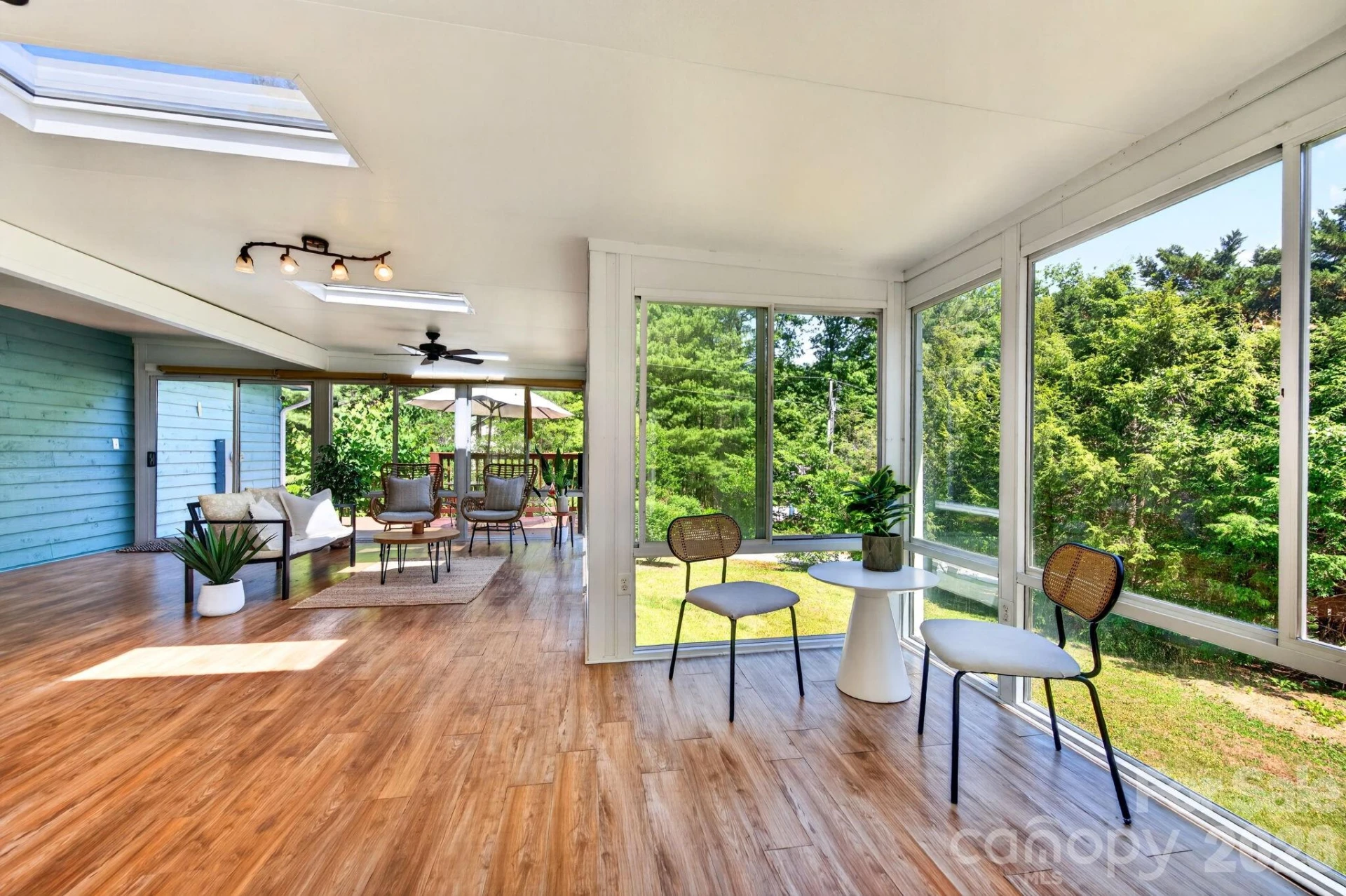 109 Lovers Loop Road - Photo 2