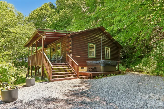 152 Trails End Lane, Maggie Valley, NC, 28751