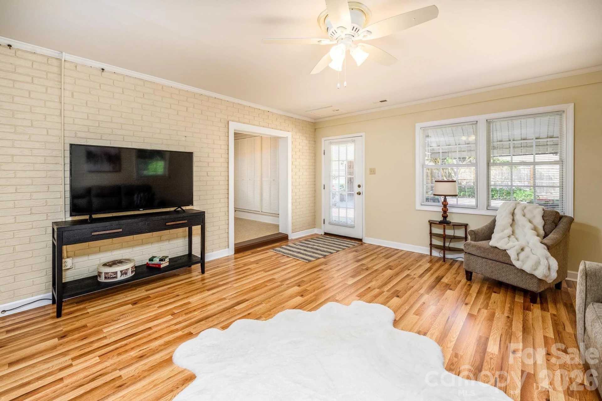 112 Persimmon Circle - Photo 6