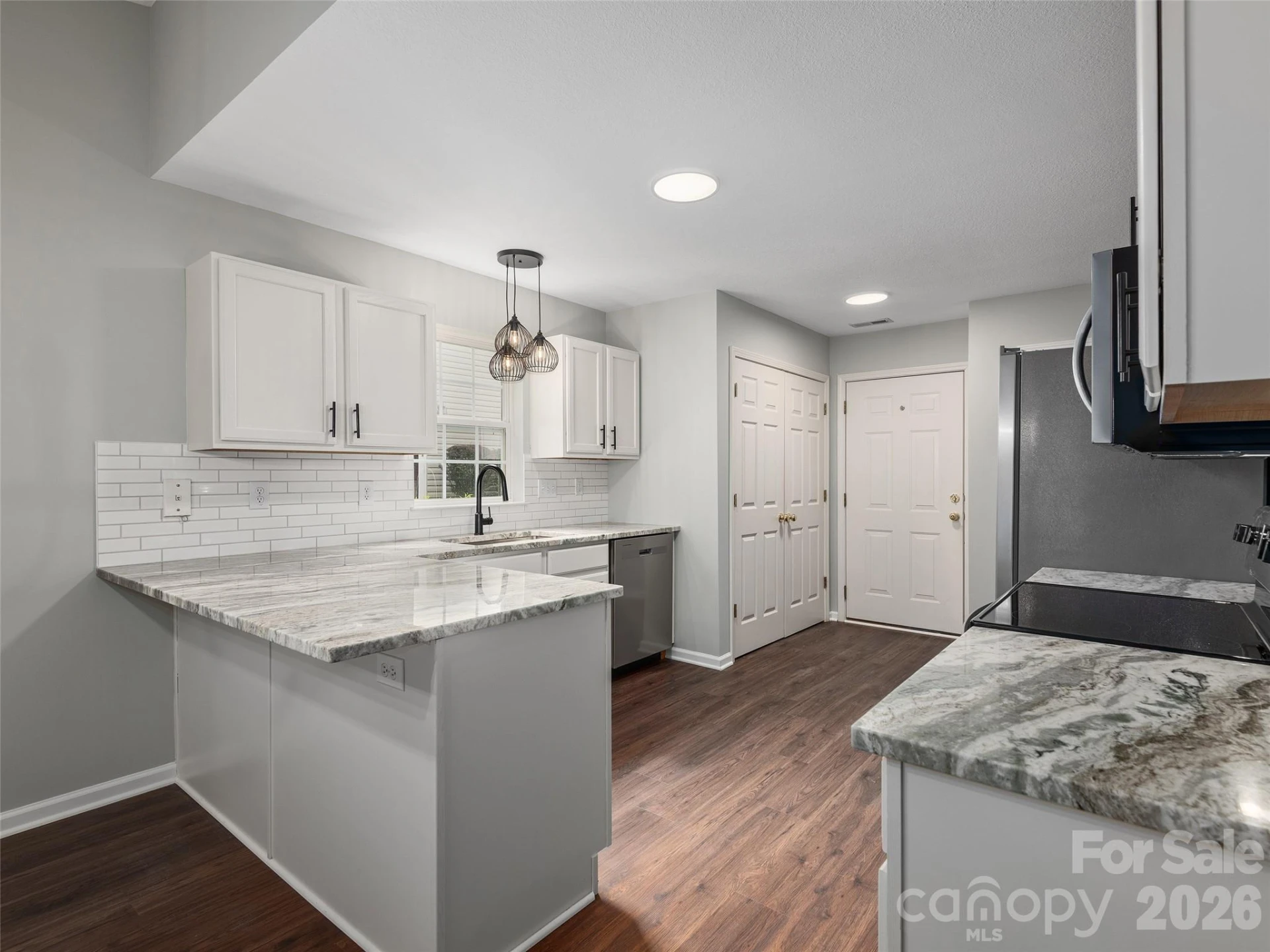 88 Wiltshire Circle - Photo 13