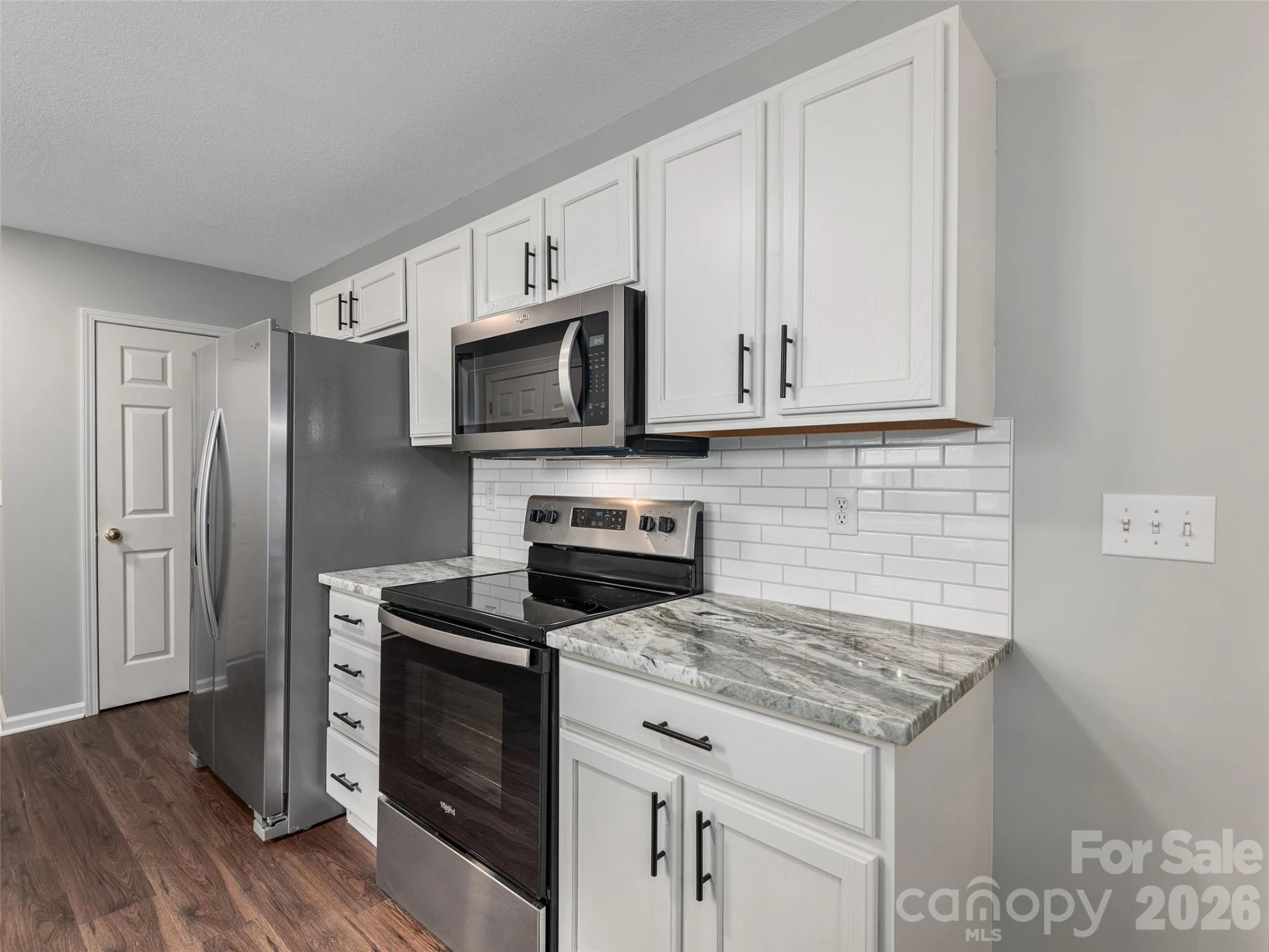 88 Wiltshire Circle - Photo 14