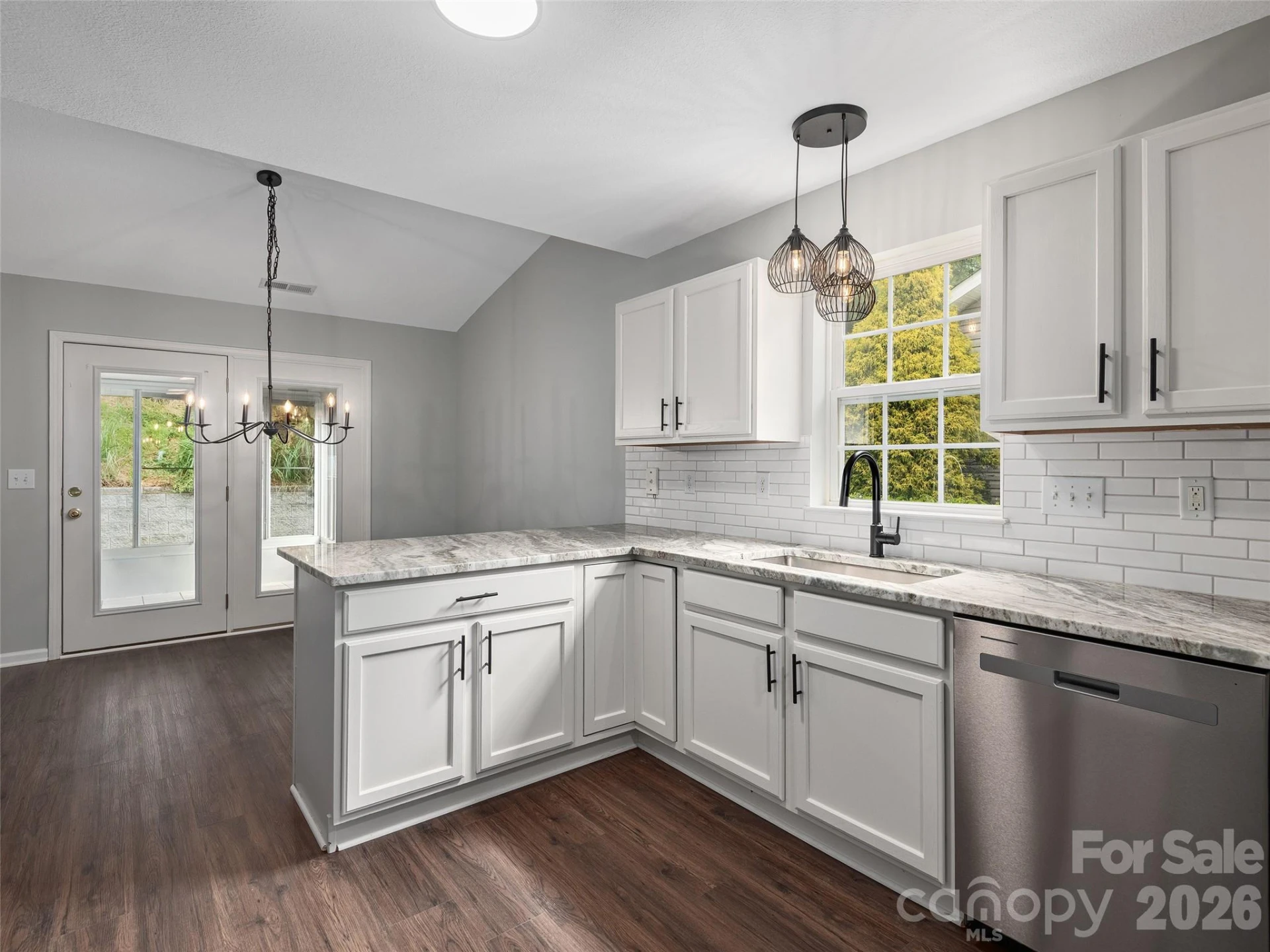 88 Wiltshire Circle - Photo 15