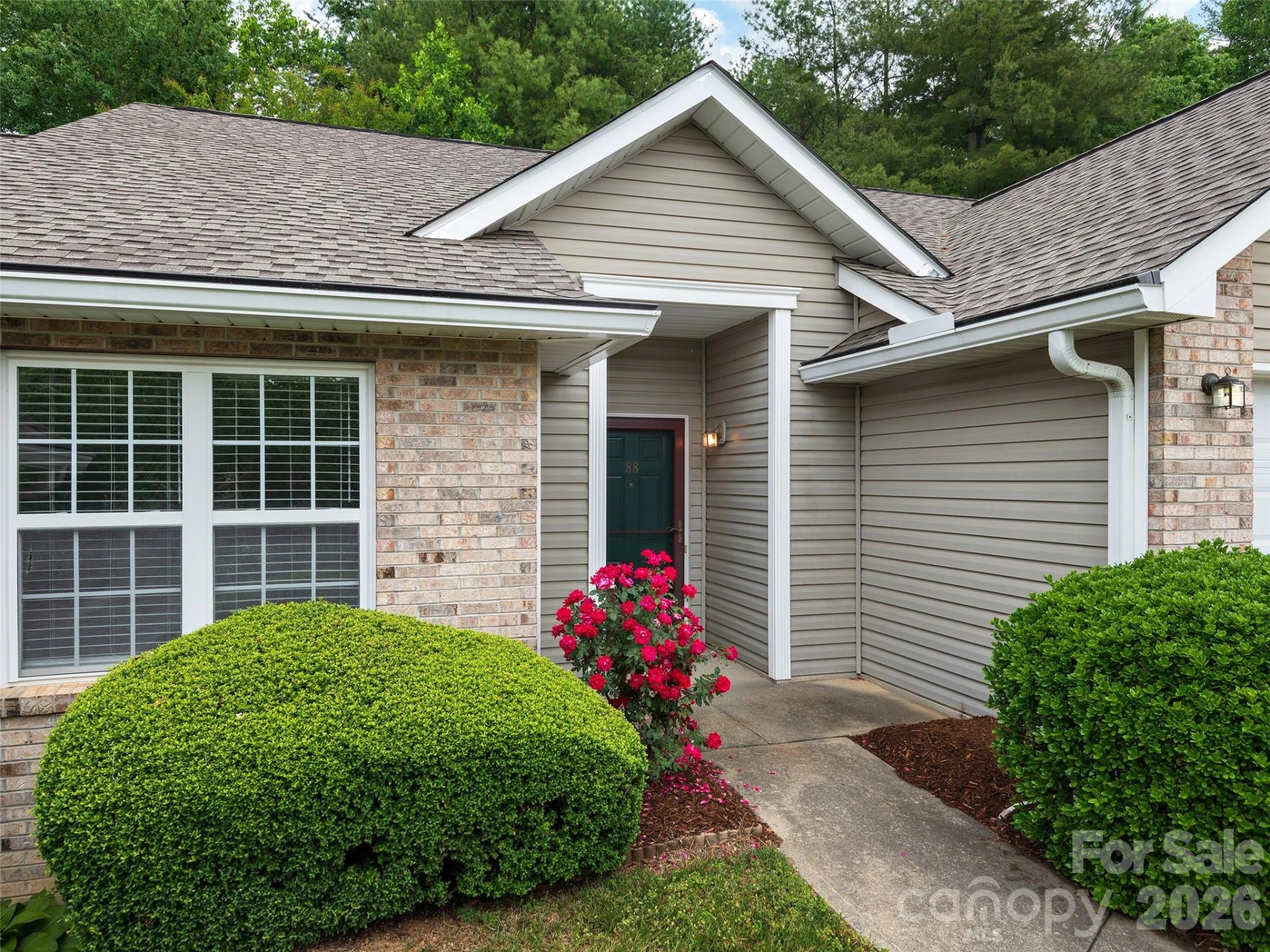 88 Wiltshire Circle - Photo 4