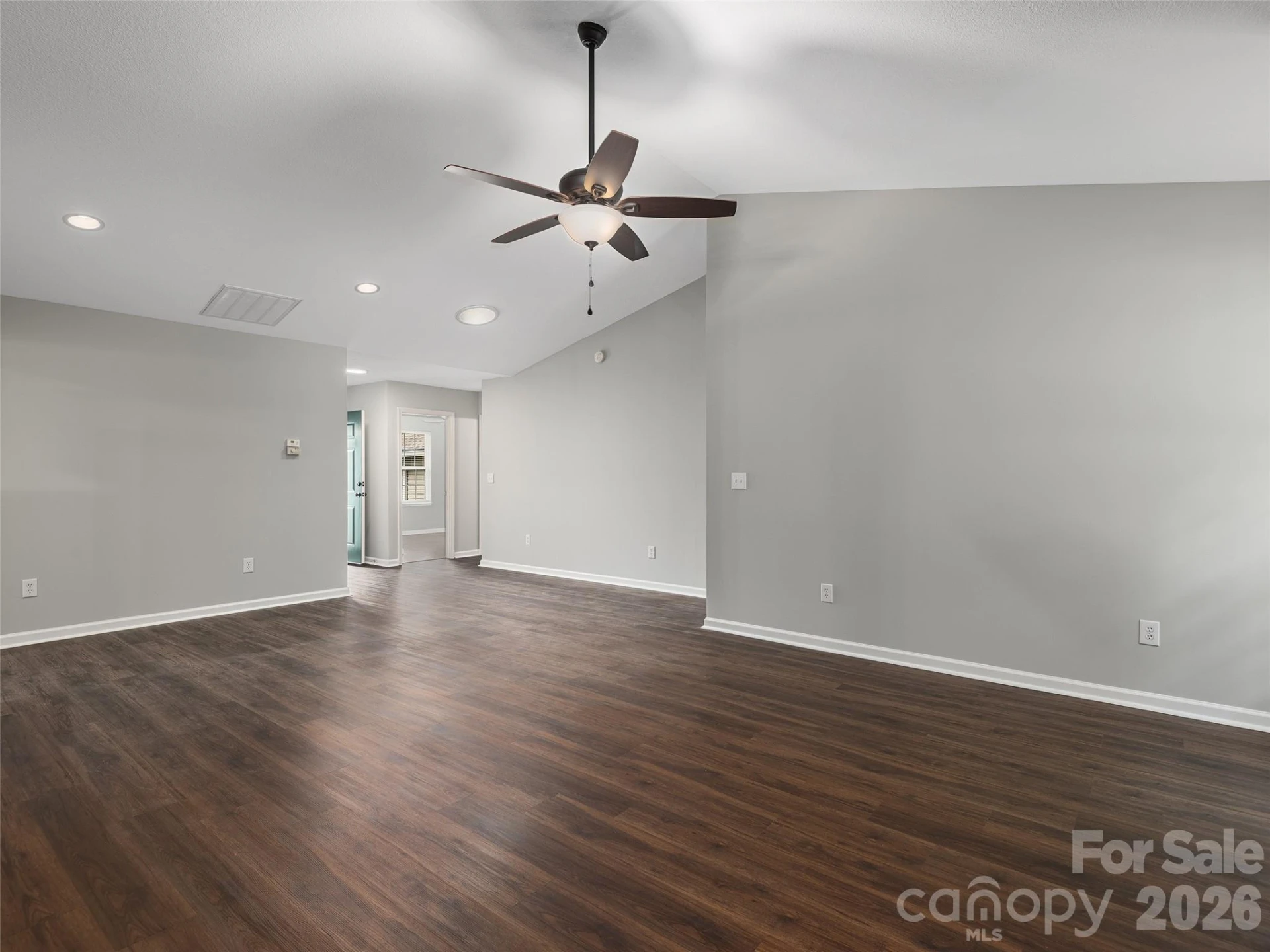 88 Wiltshire Circle - Photo 8