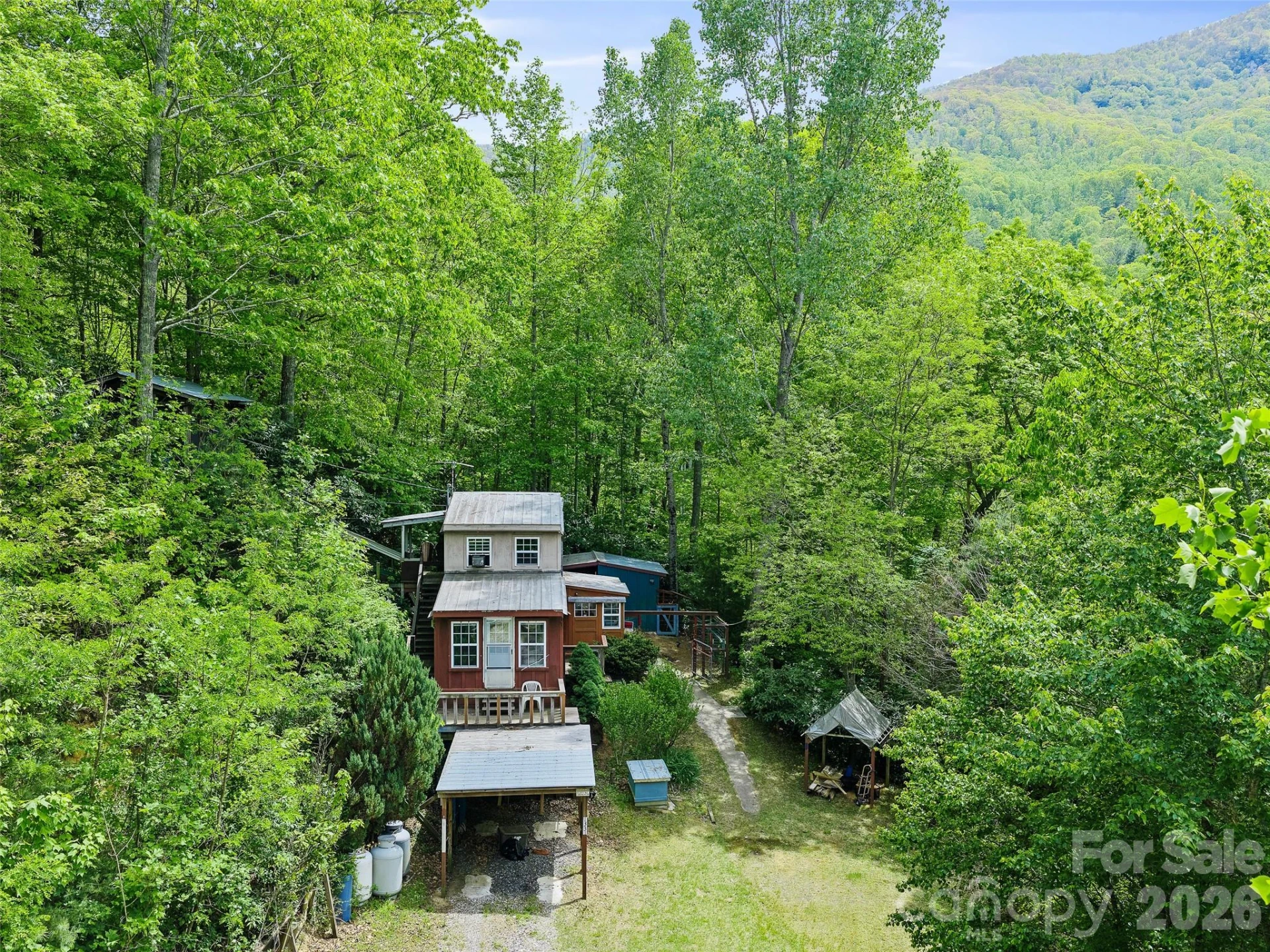 1331 Georges Fork Road