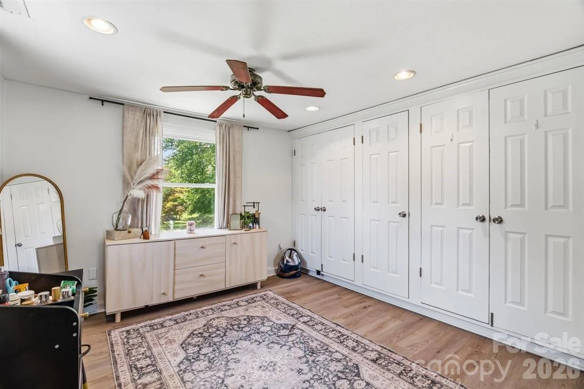 1177 Runway Drive - Photo 11