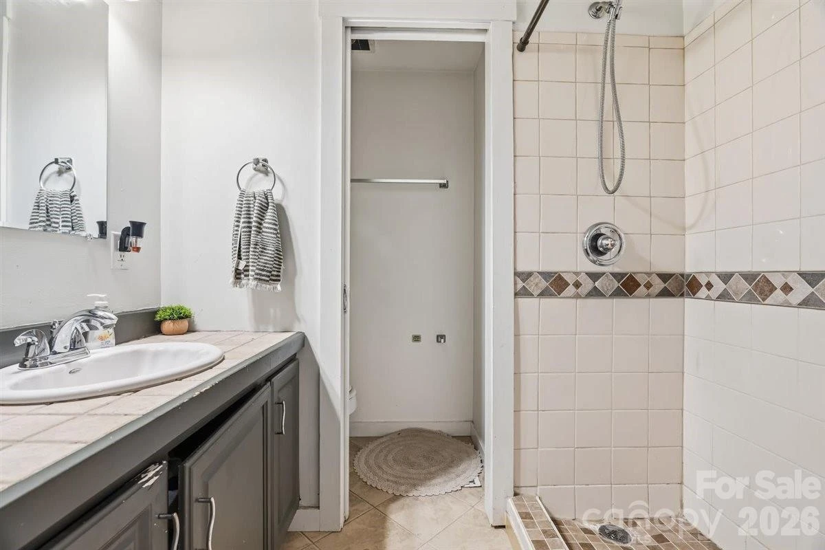 1177 Runway Drive - Photo 12
