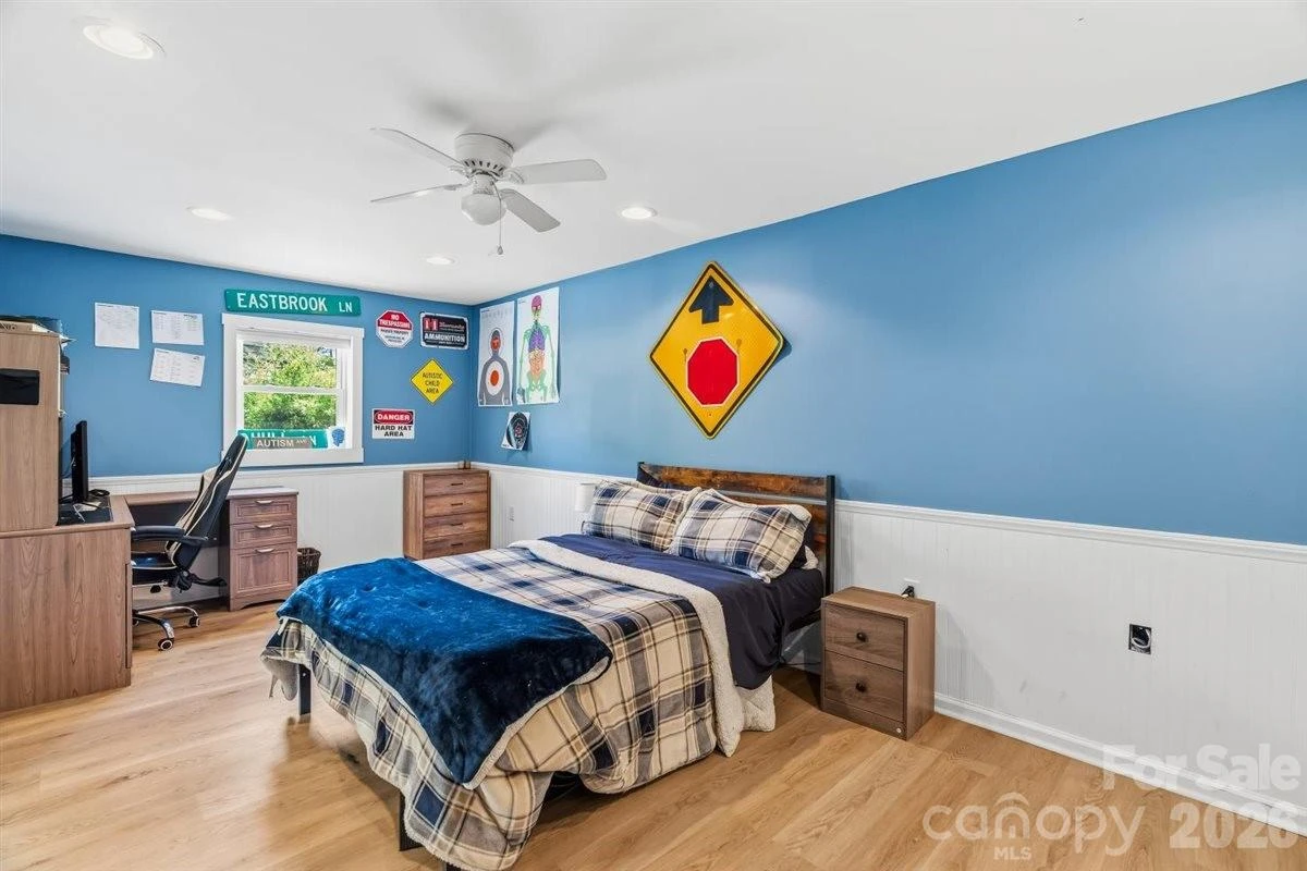 1177 Runway Drive - Photo 16