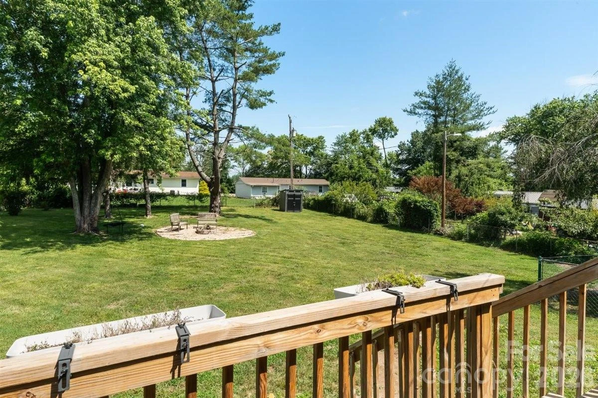 1177 Runway Drive - Photo 22