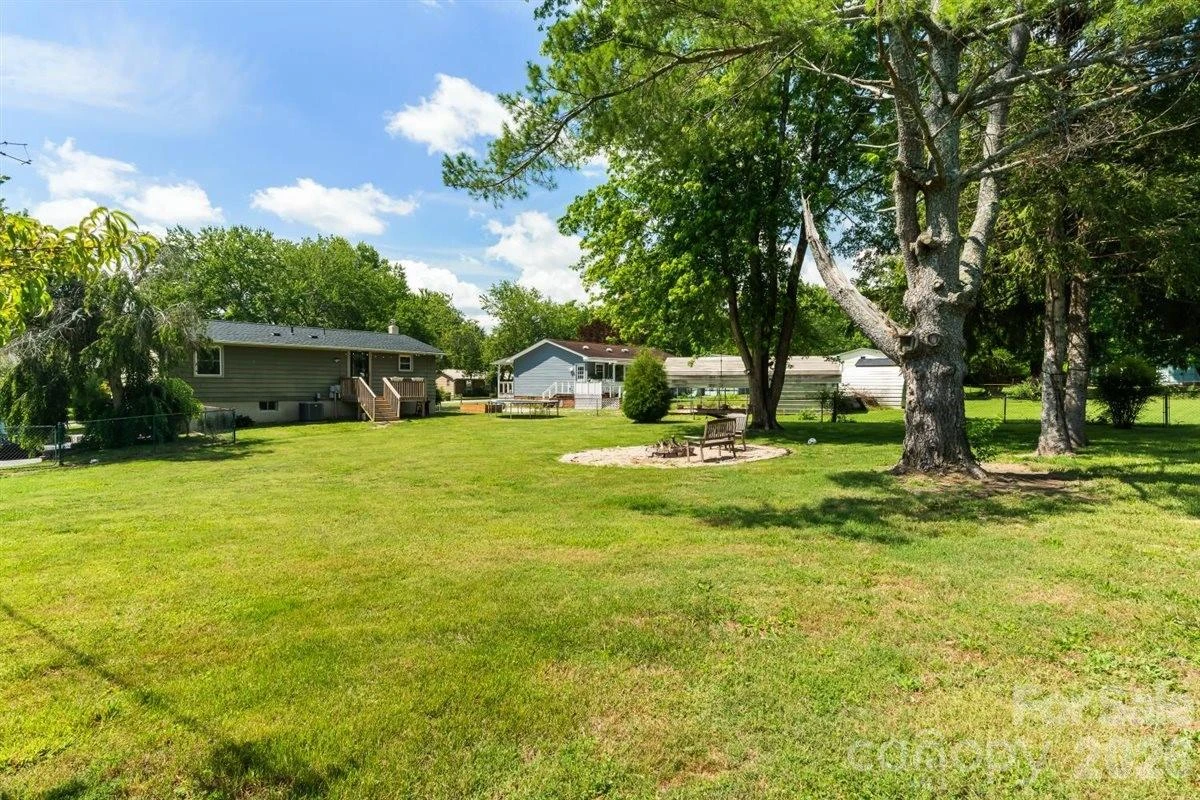 1177 Runway Drive - Photo 23