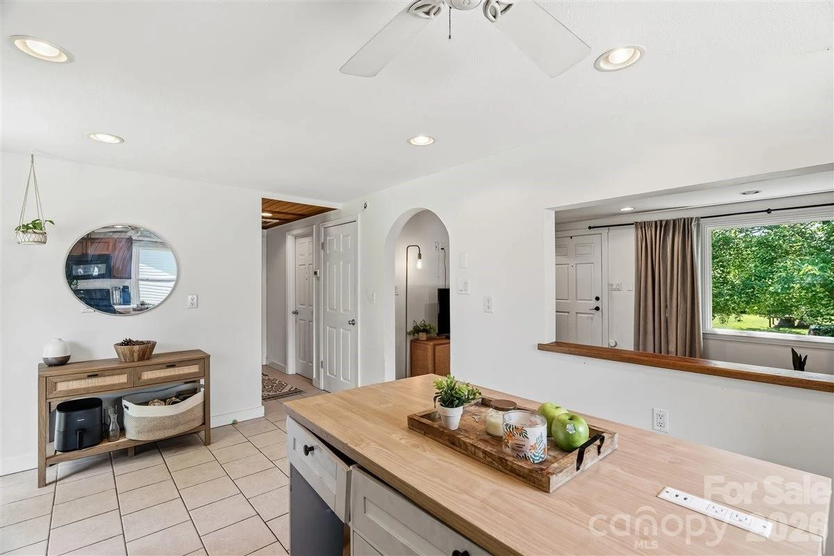 1177 Runway Drive - Photo 5