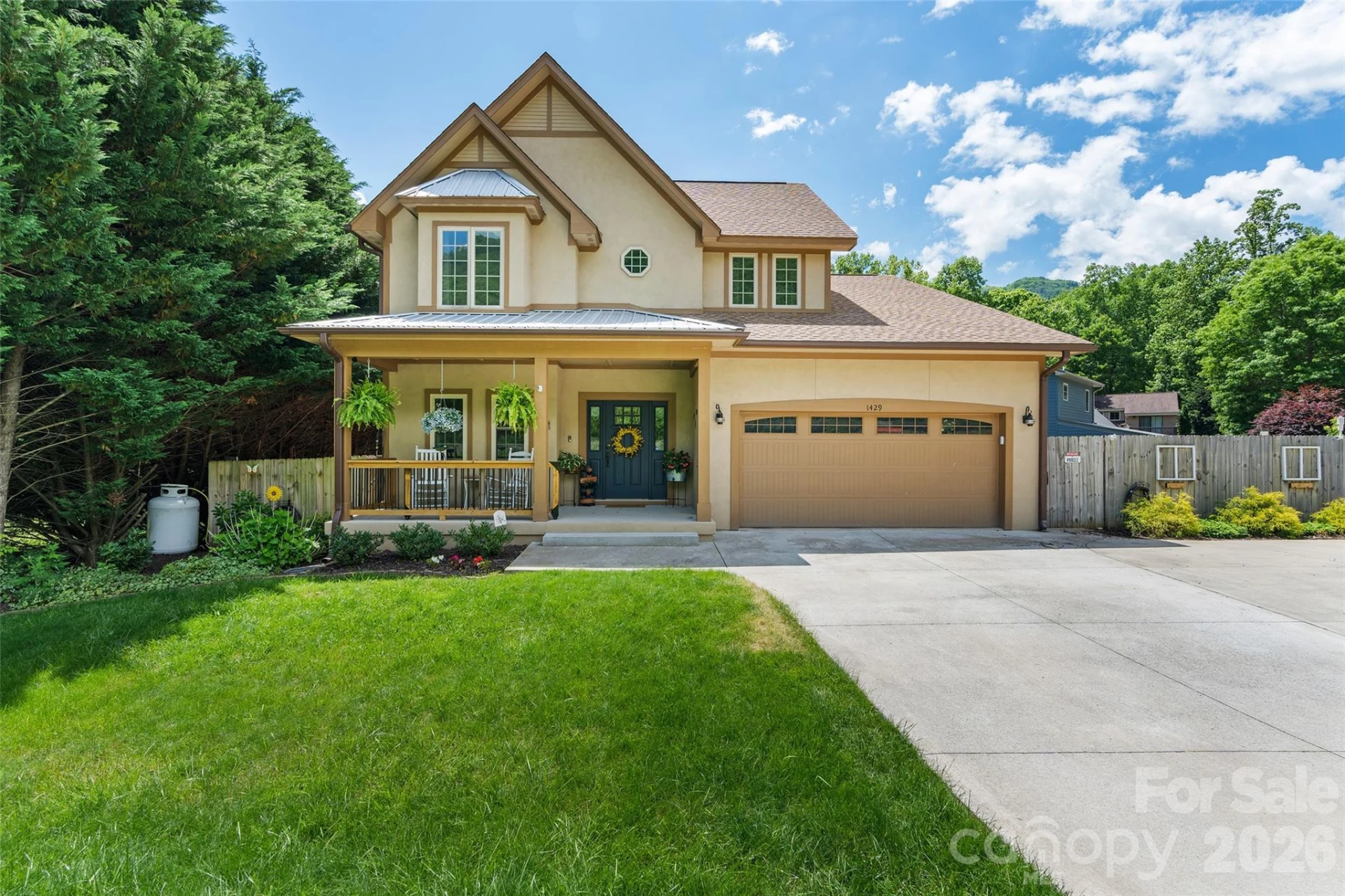 1429 Moody Farm Road - Photo 2
