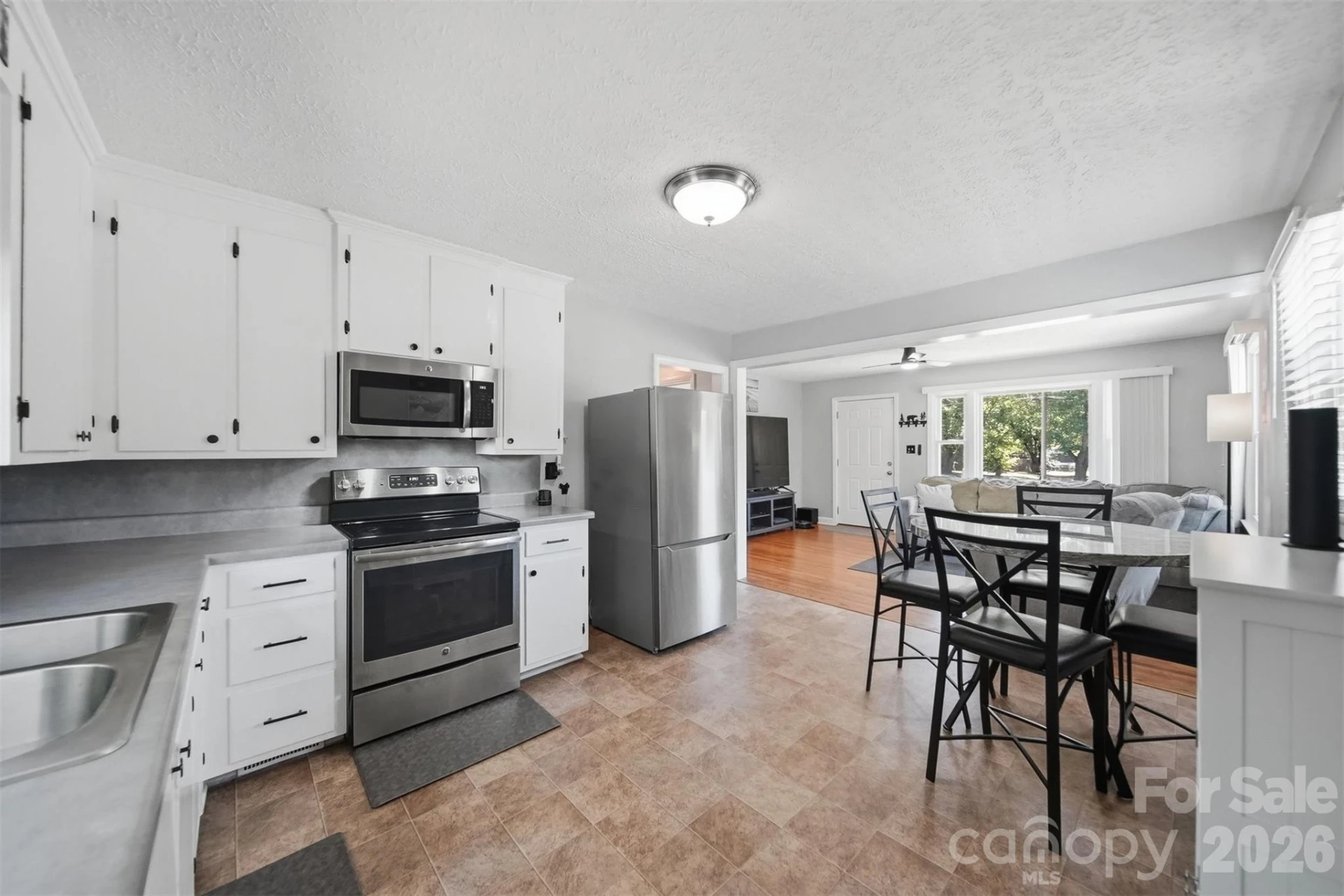 708 2nd Street - Photo 12